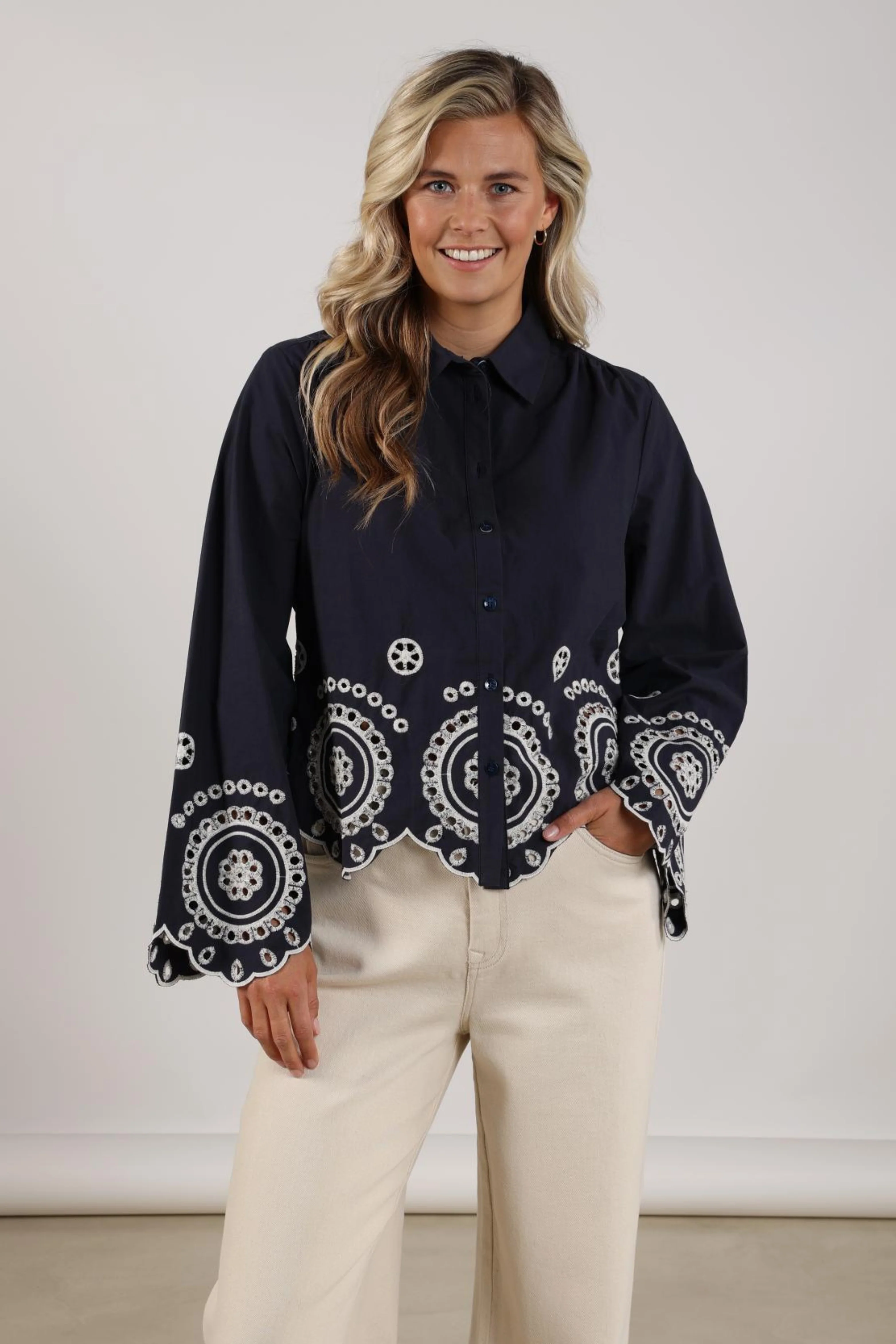 Anna Blouse Embroidery Navy NKS02198