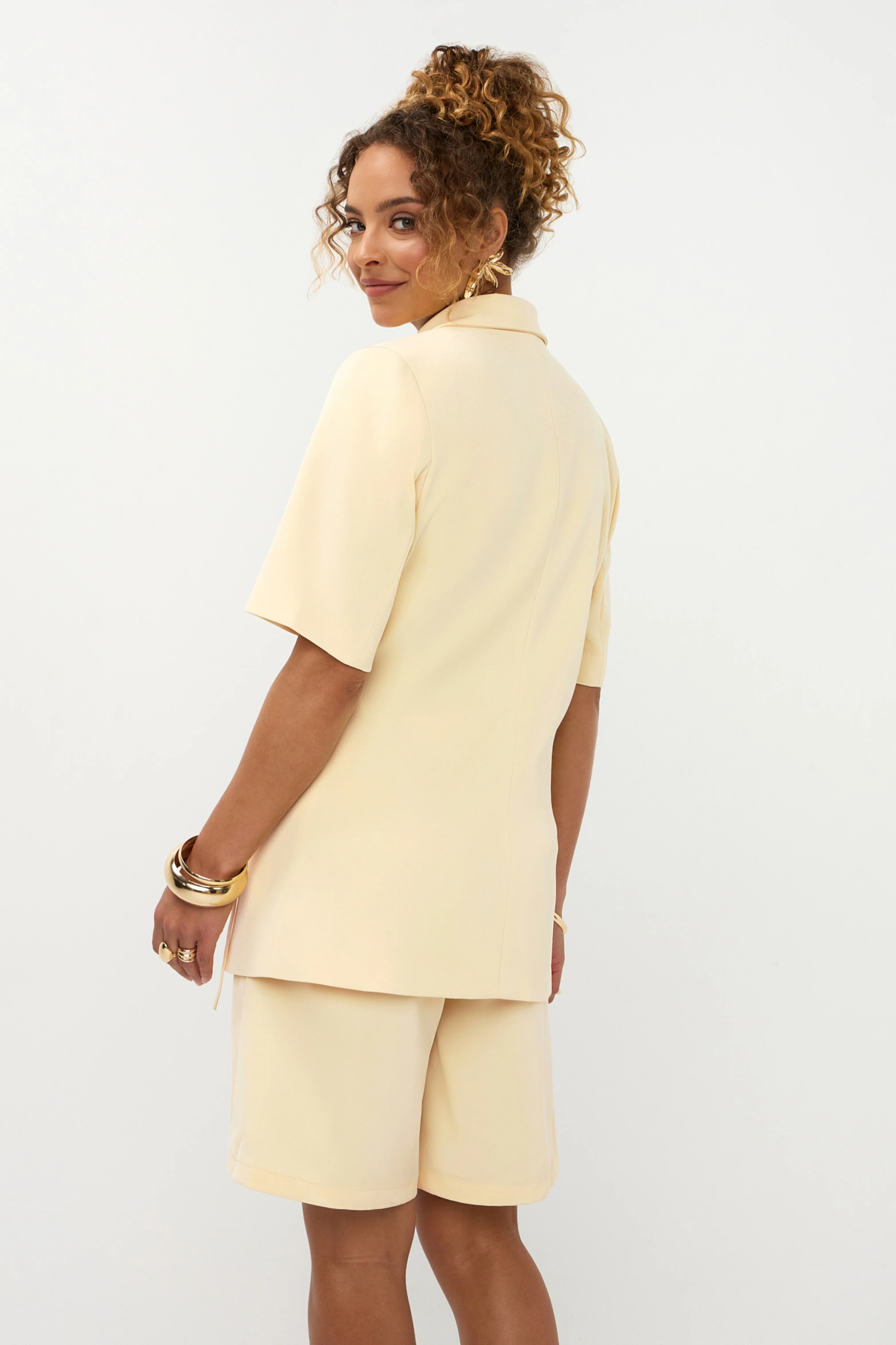 Blazer Lucille Soft Yellow - Image 4