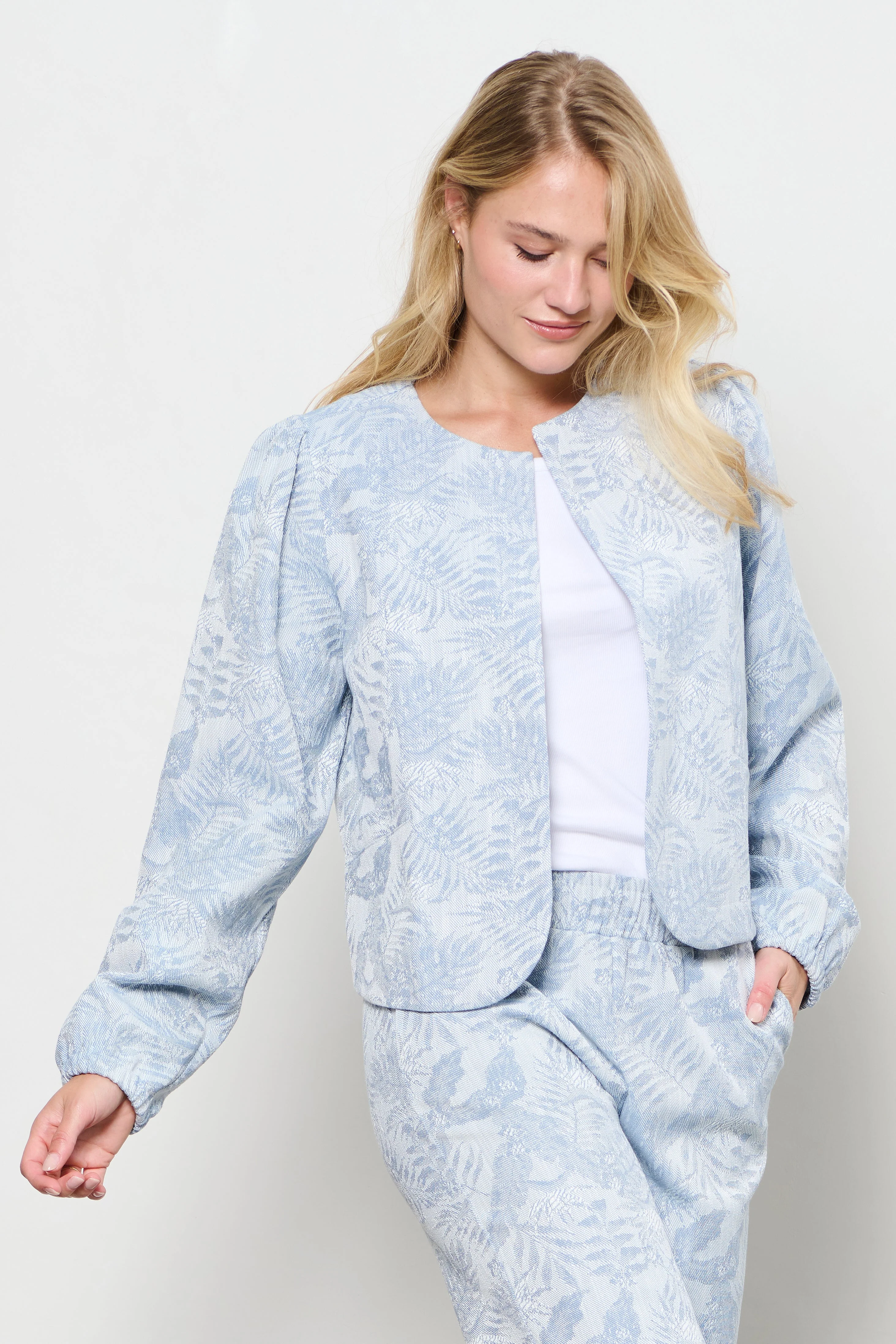 Blazer Savanna Light Blue Multi BZ166 - Image 6