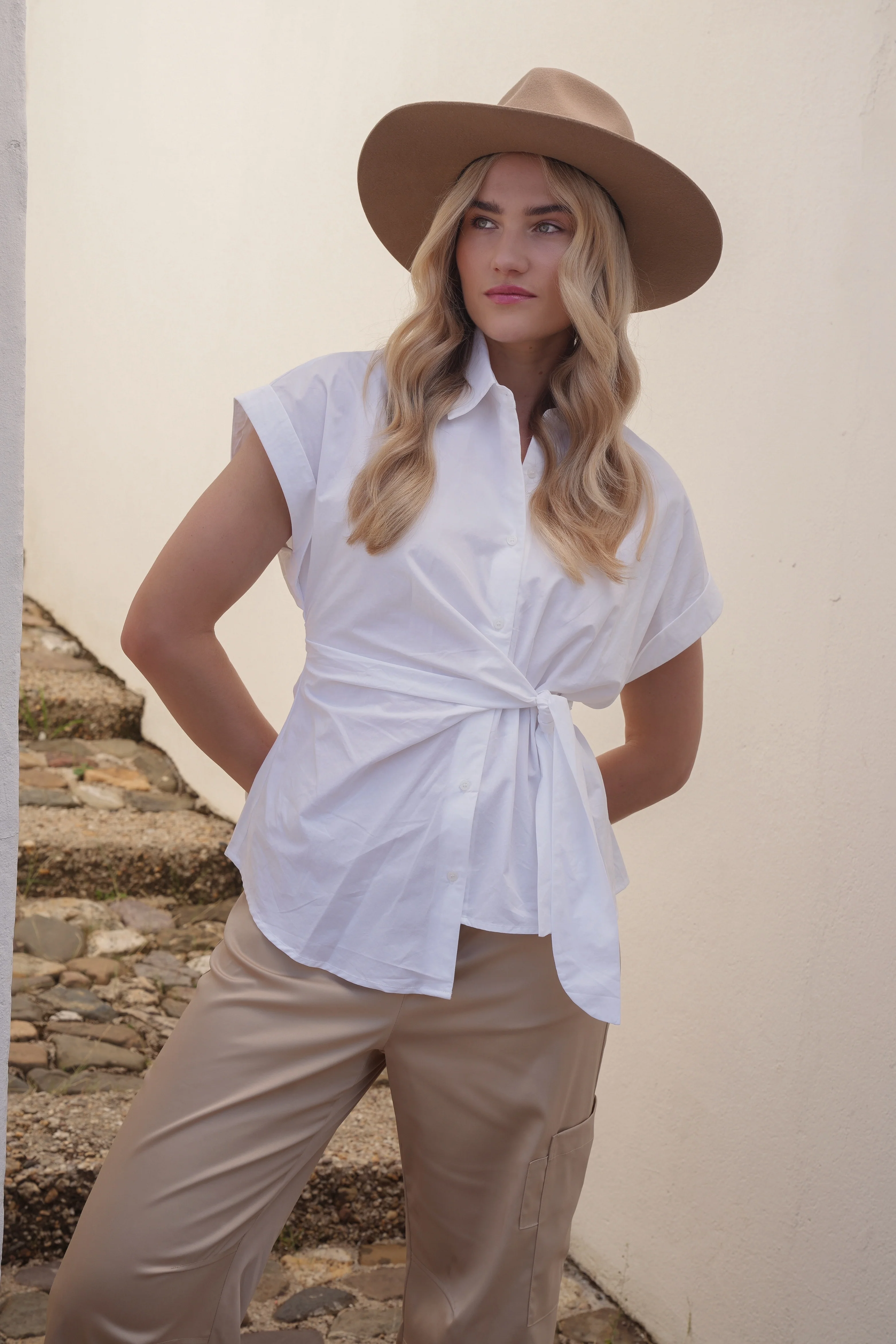 Blouse Aneta Offwhite NKS01156 - Image 6