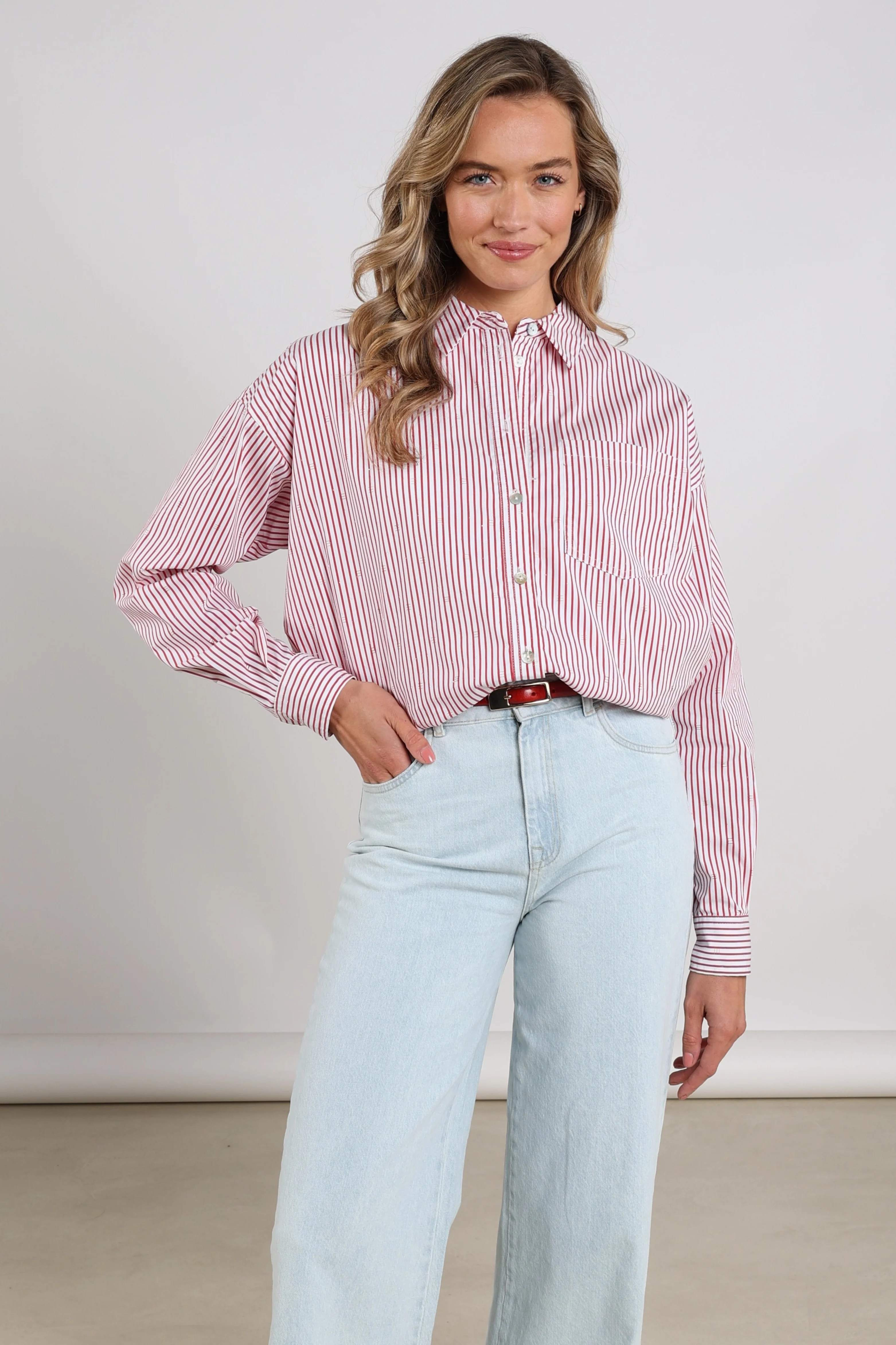 Blouse Ariana Kiss Offwhite NKS02104 - Image 2