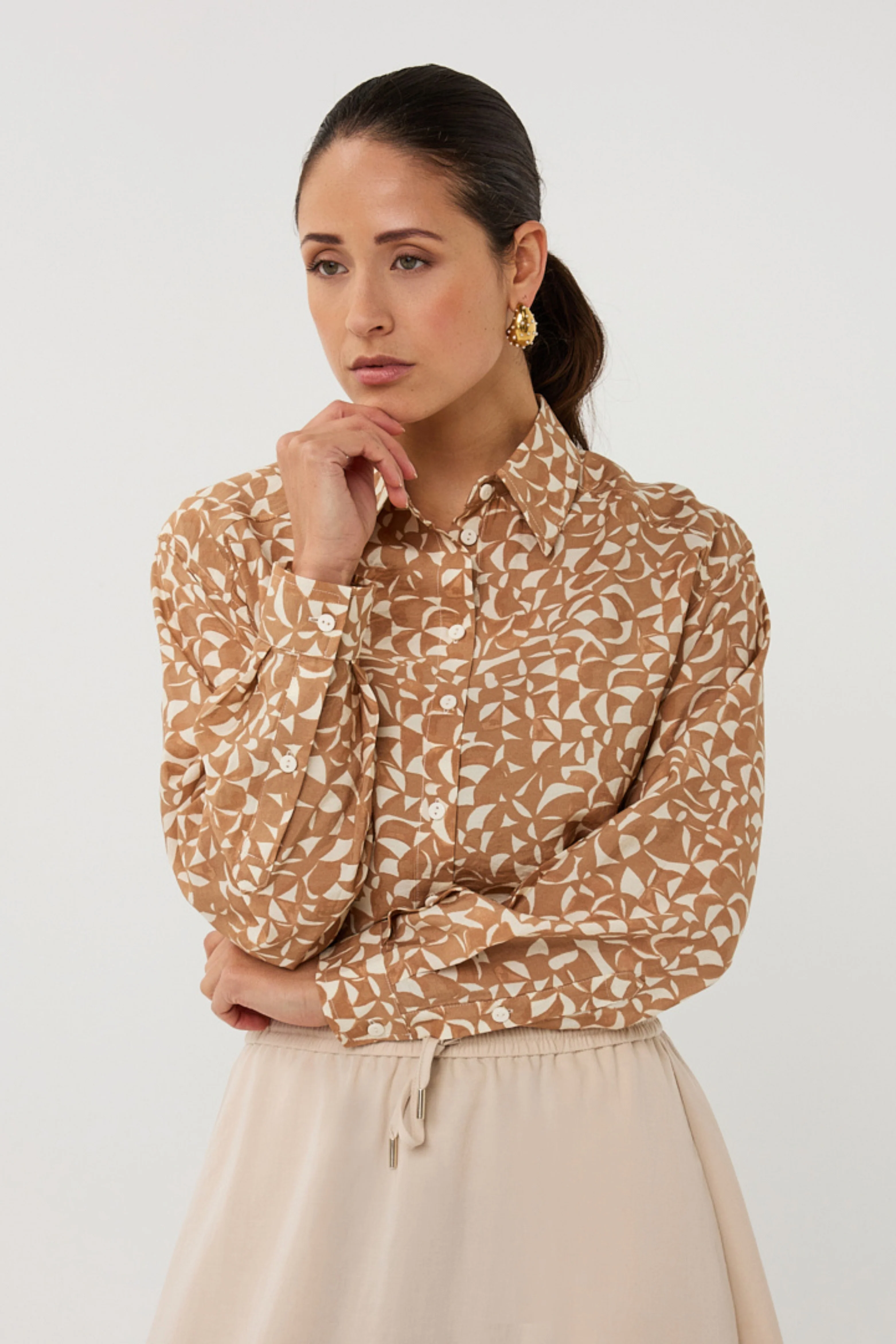 Blouse Boxy Scarlet Graphic Print SP26.14007 - Image 6