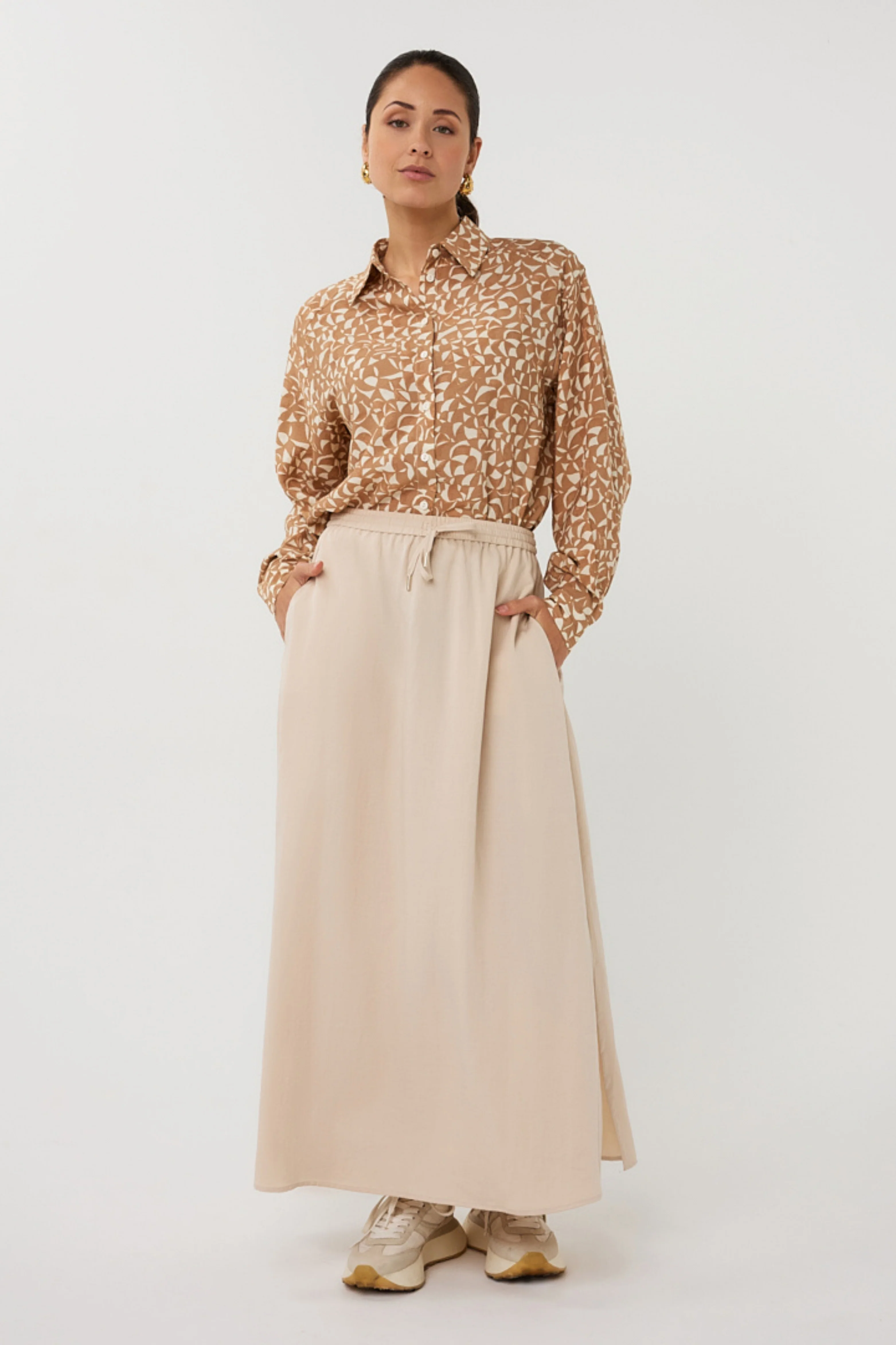 Blouse Boxy Scarlet Graphic Print SP26.14007 - Image 9
