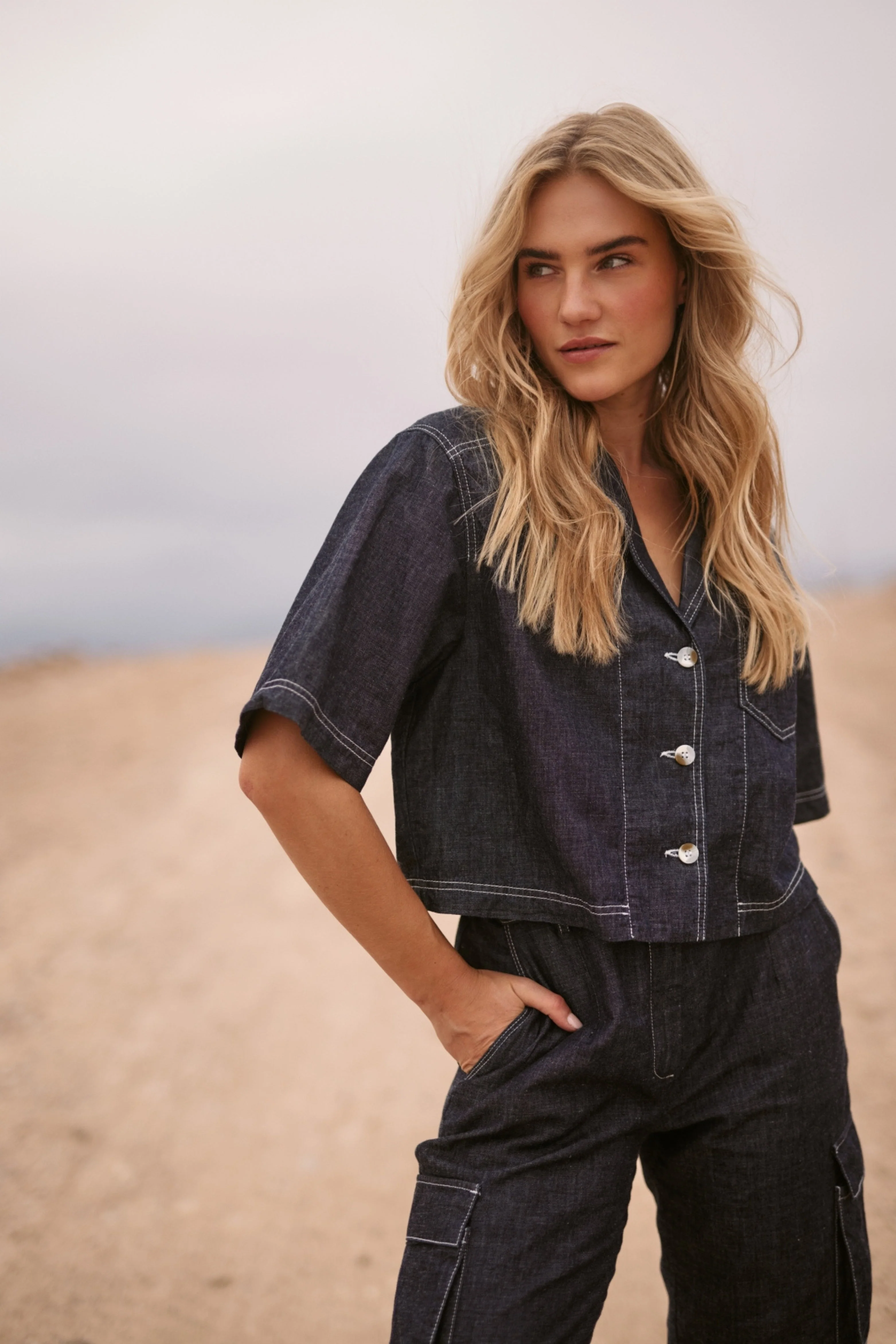 Blouse Charlie Dark Denim NKS02069 - Image 2