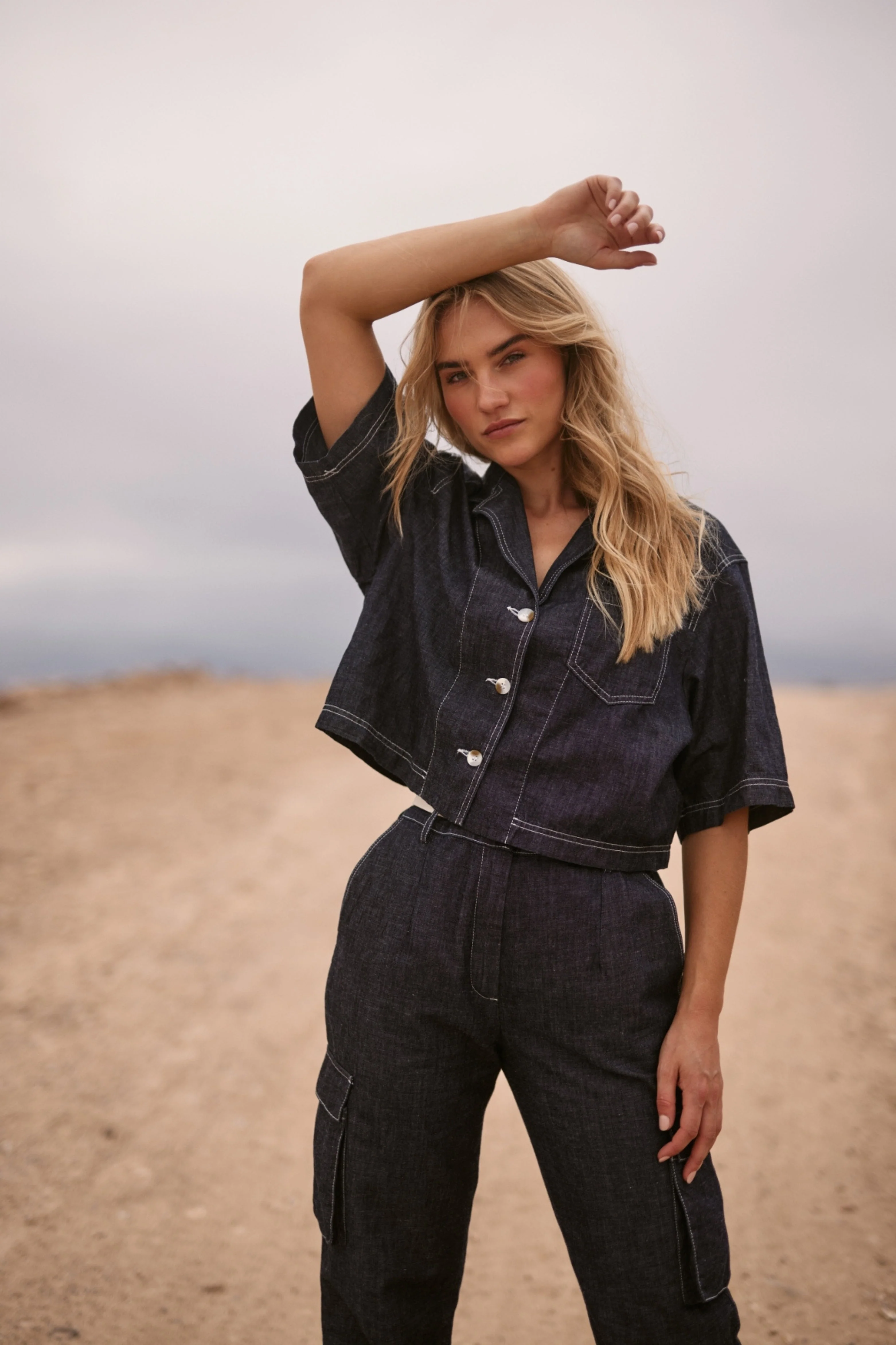Blouse Charlie Dark Denim NKS02069 - Image 3