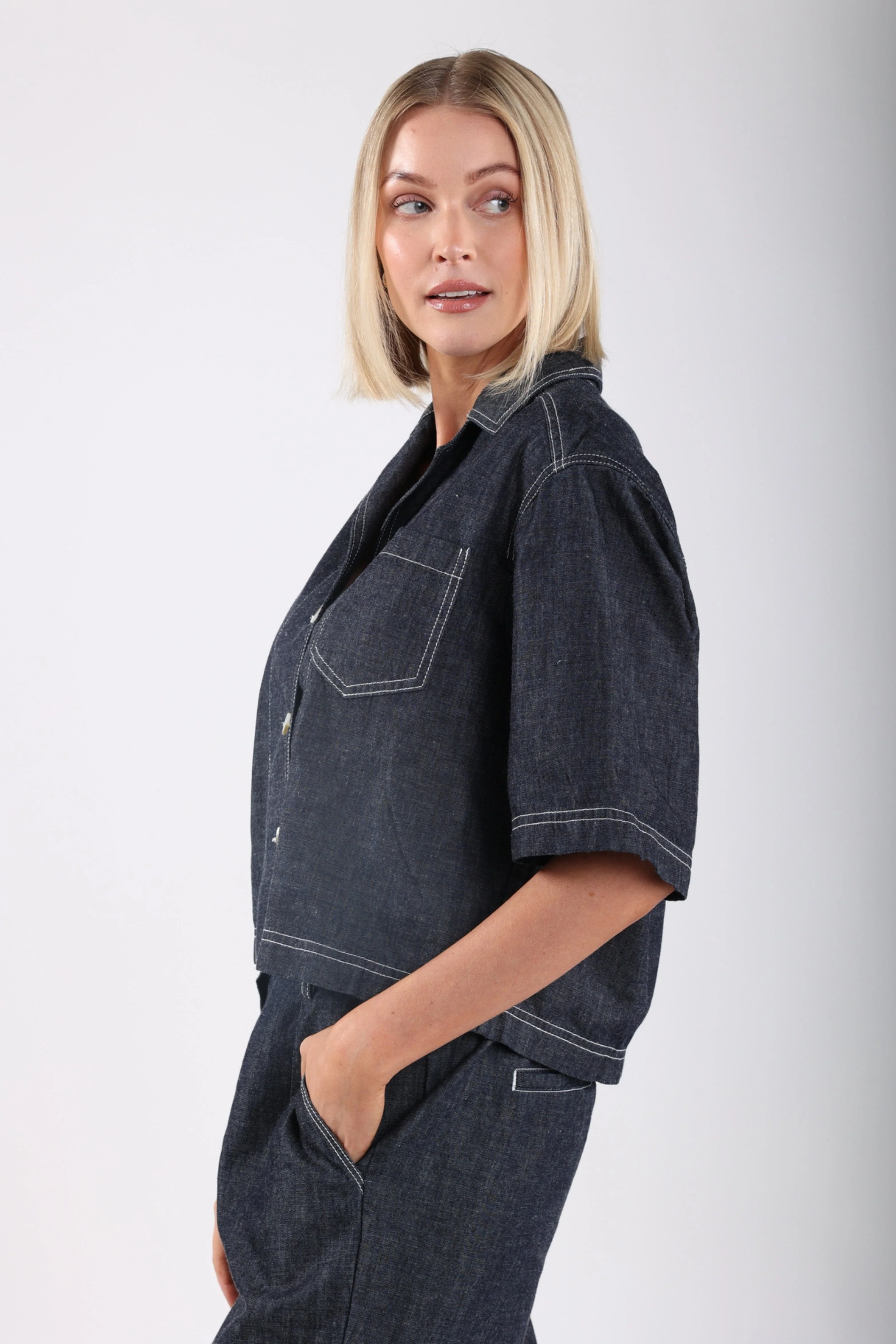 Blouse Charlie Dark Denim NKS02069 - Image 7