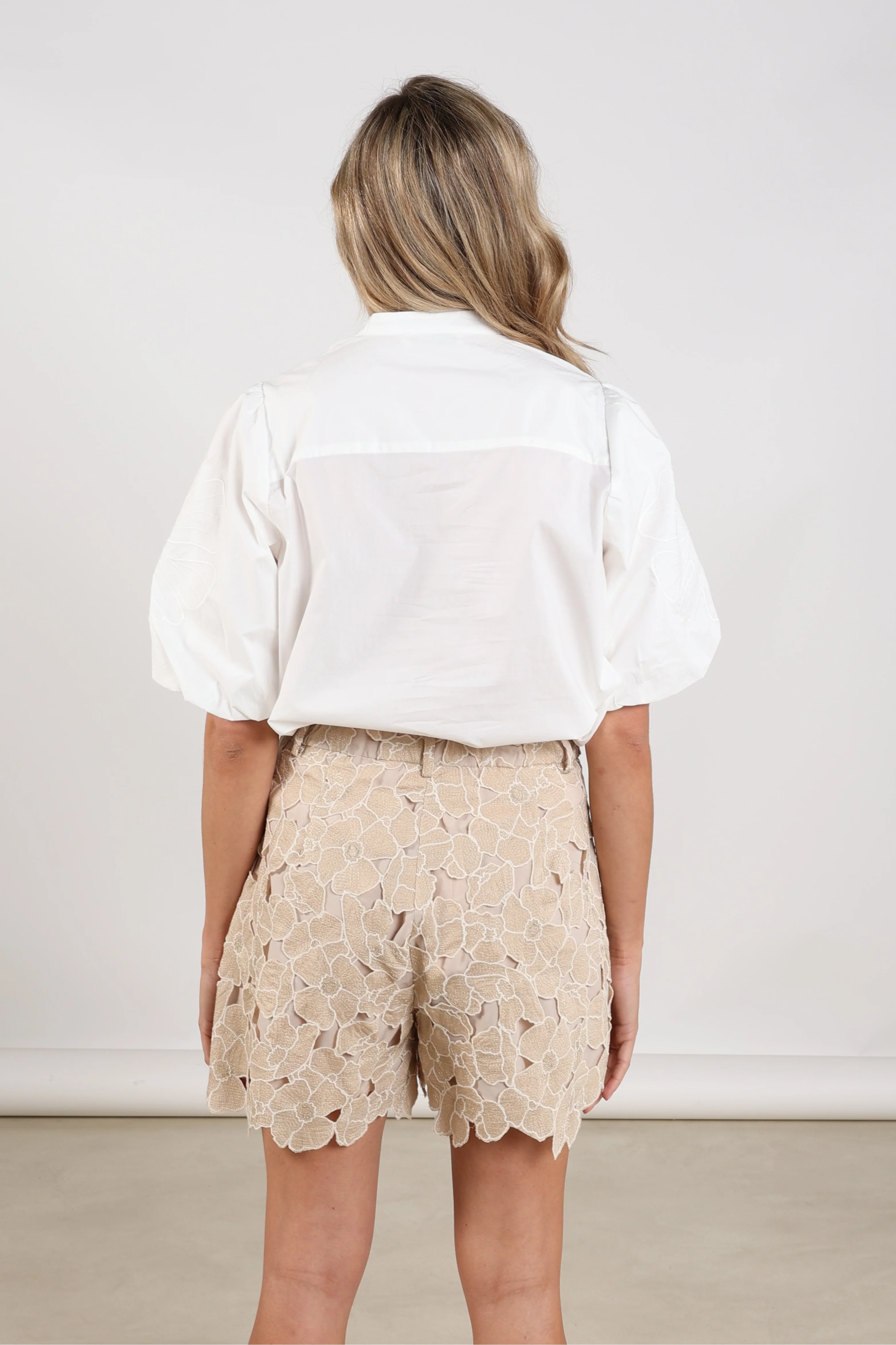 Blouse Dani Offwhite NKS02214 - Image 5