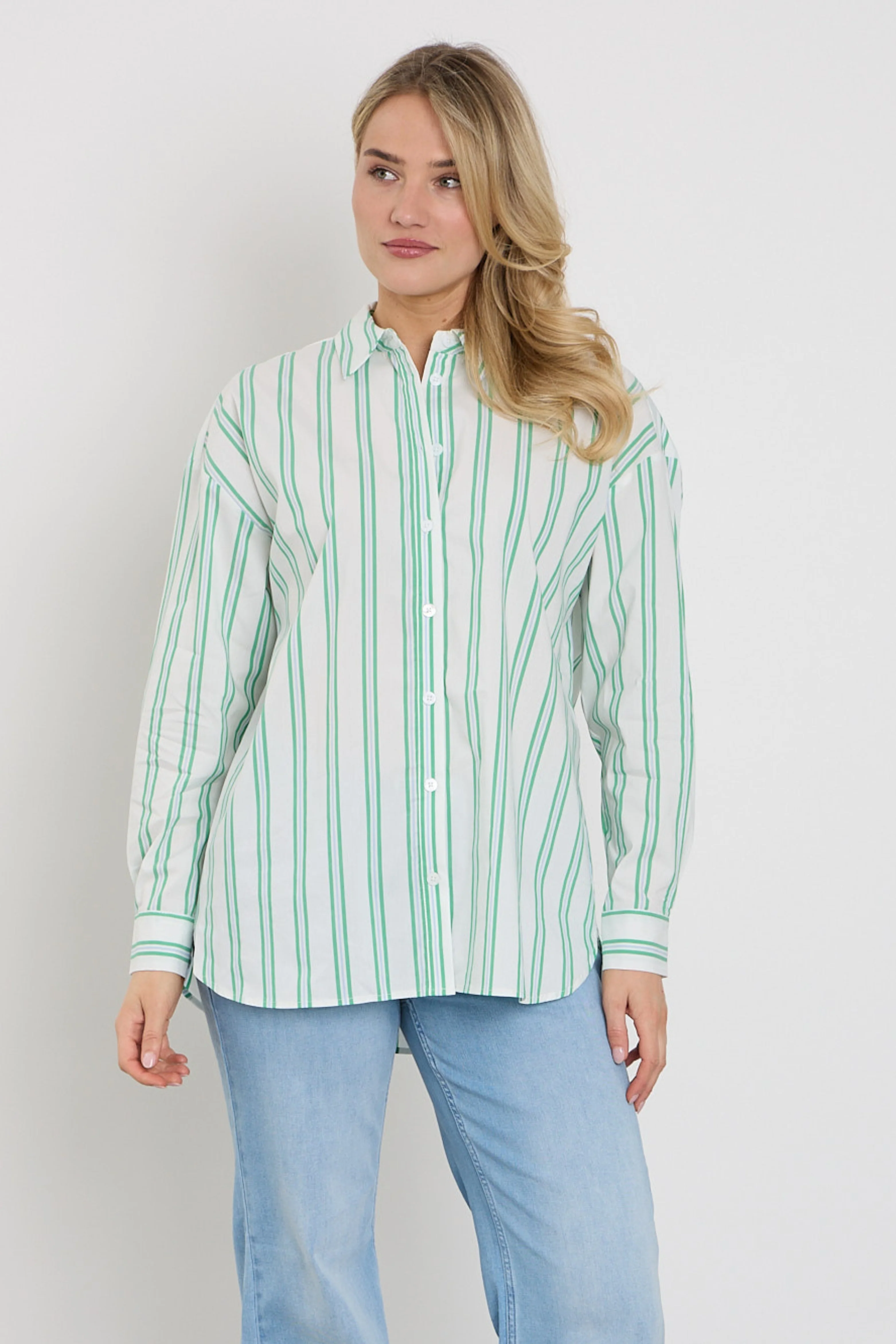 Blouse Fqfina Star Offwhite Bright Green 207500 - Image 4