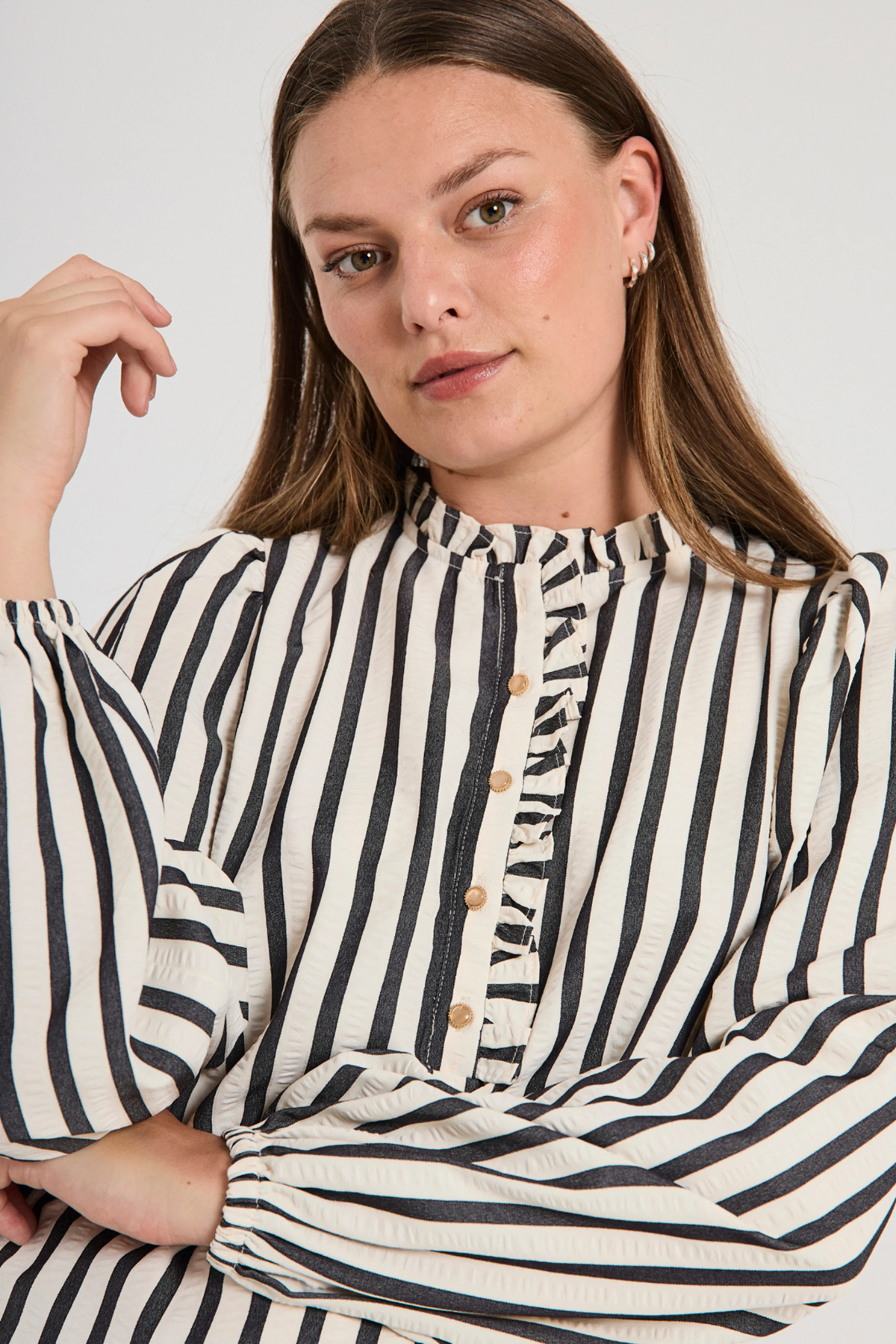 Blouse fqnoto star offwhite black - Image 3