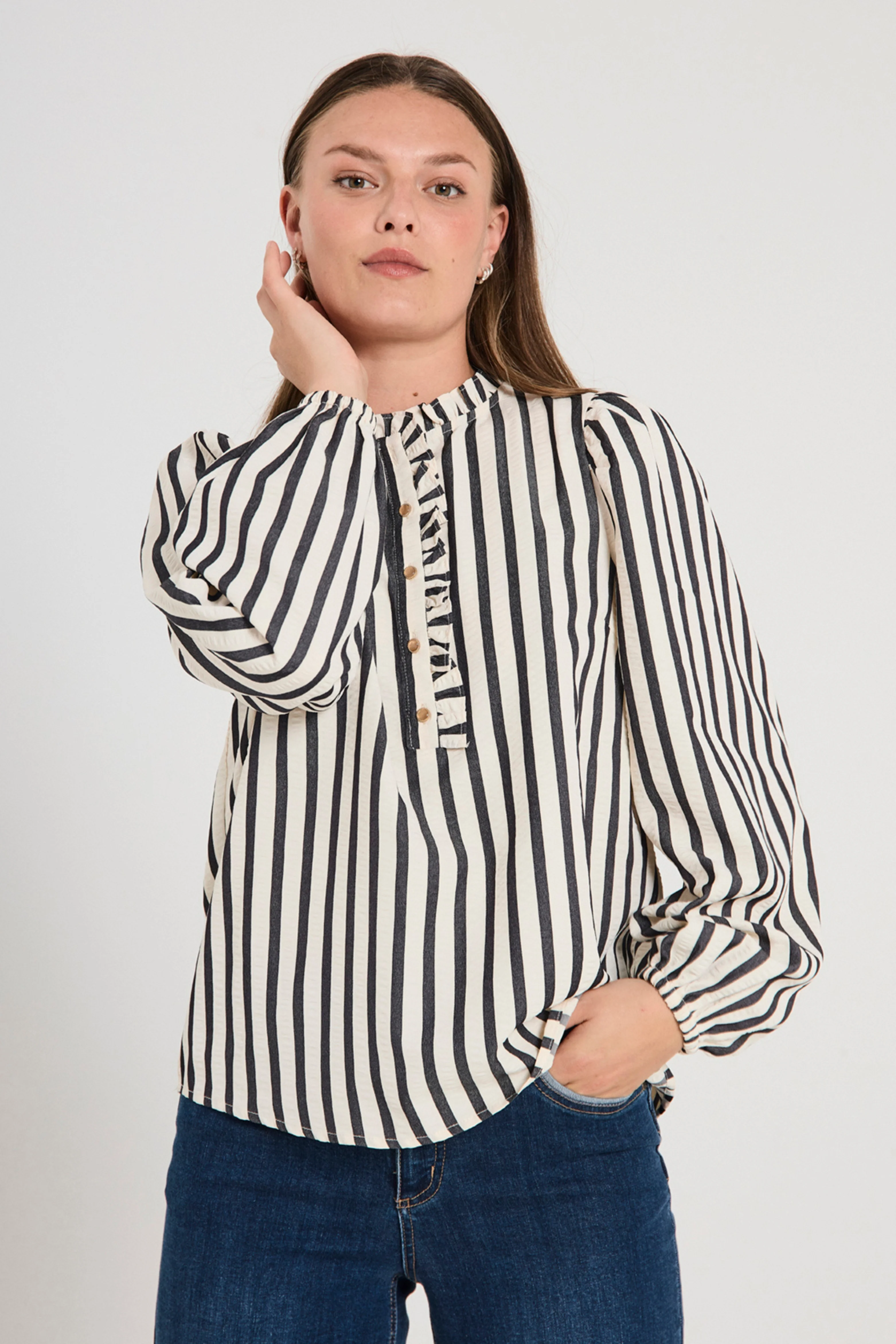 Blouse fqnoto star offwhite black - Image 5