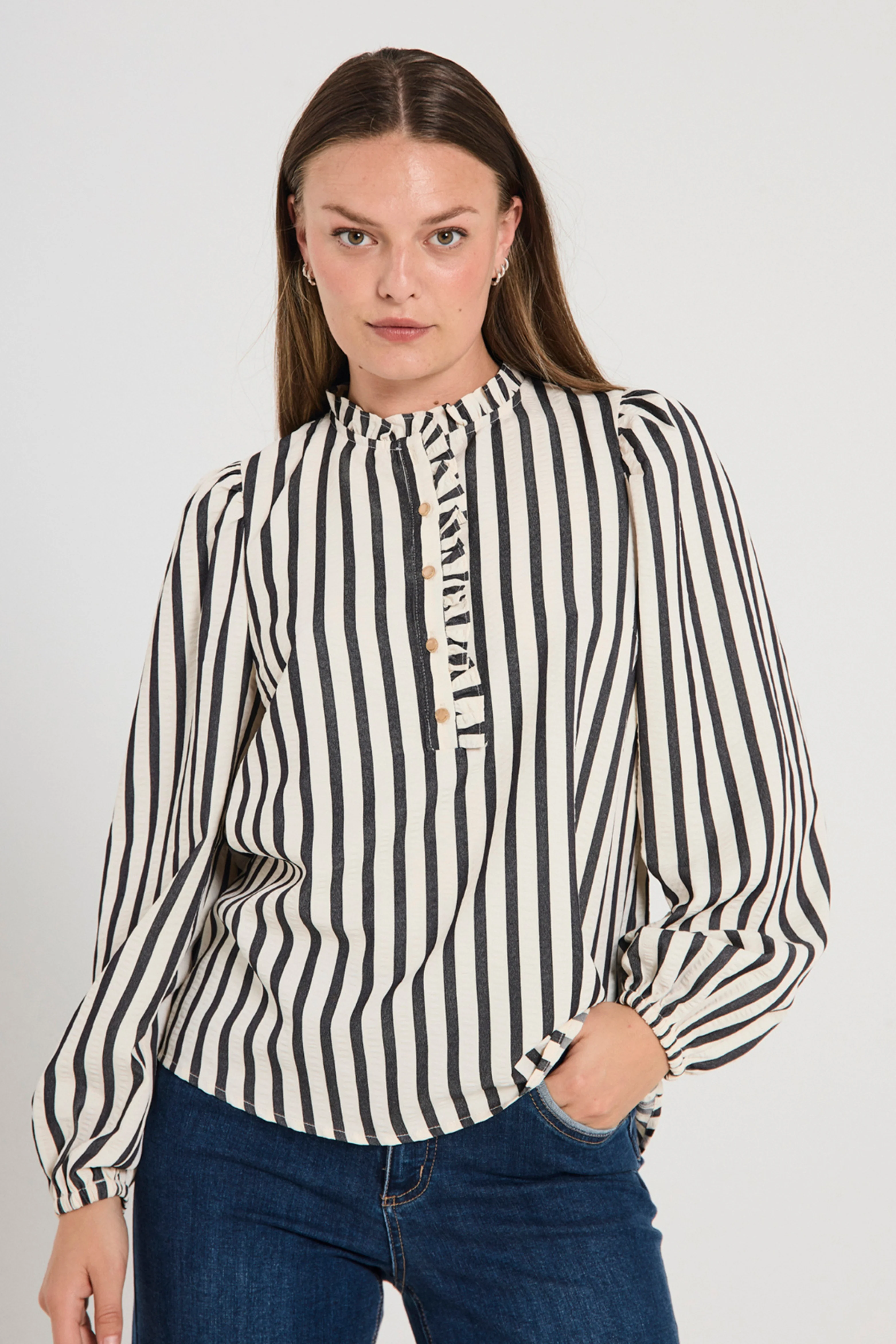 Blouse fqnoto star offwhite black - Image 6