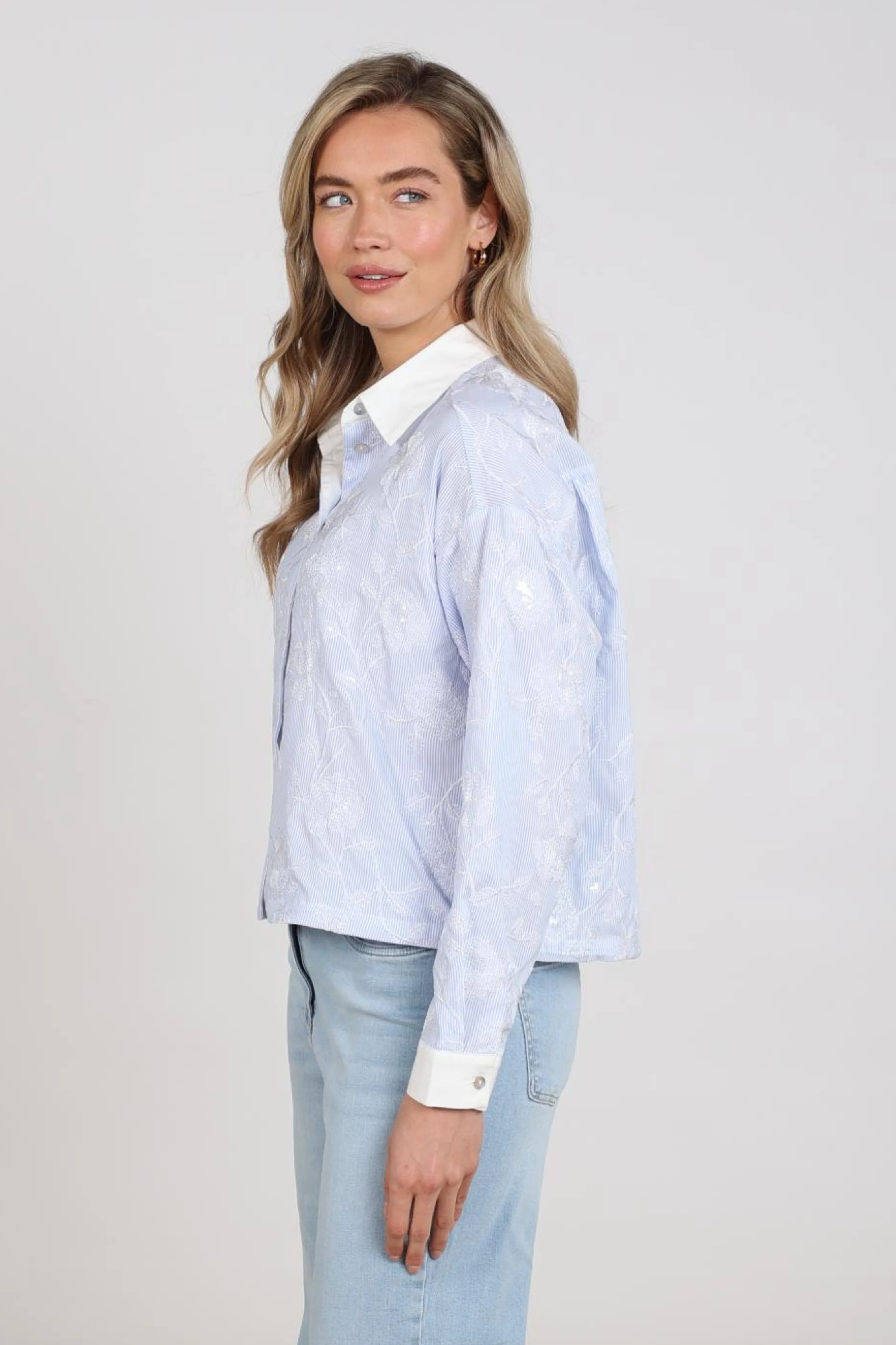 Blouse Meave Embroidery Offwhite Cloudy NKS02202 - Image 4