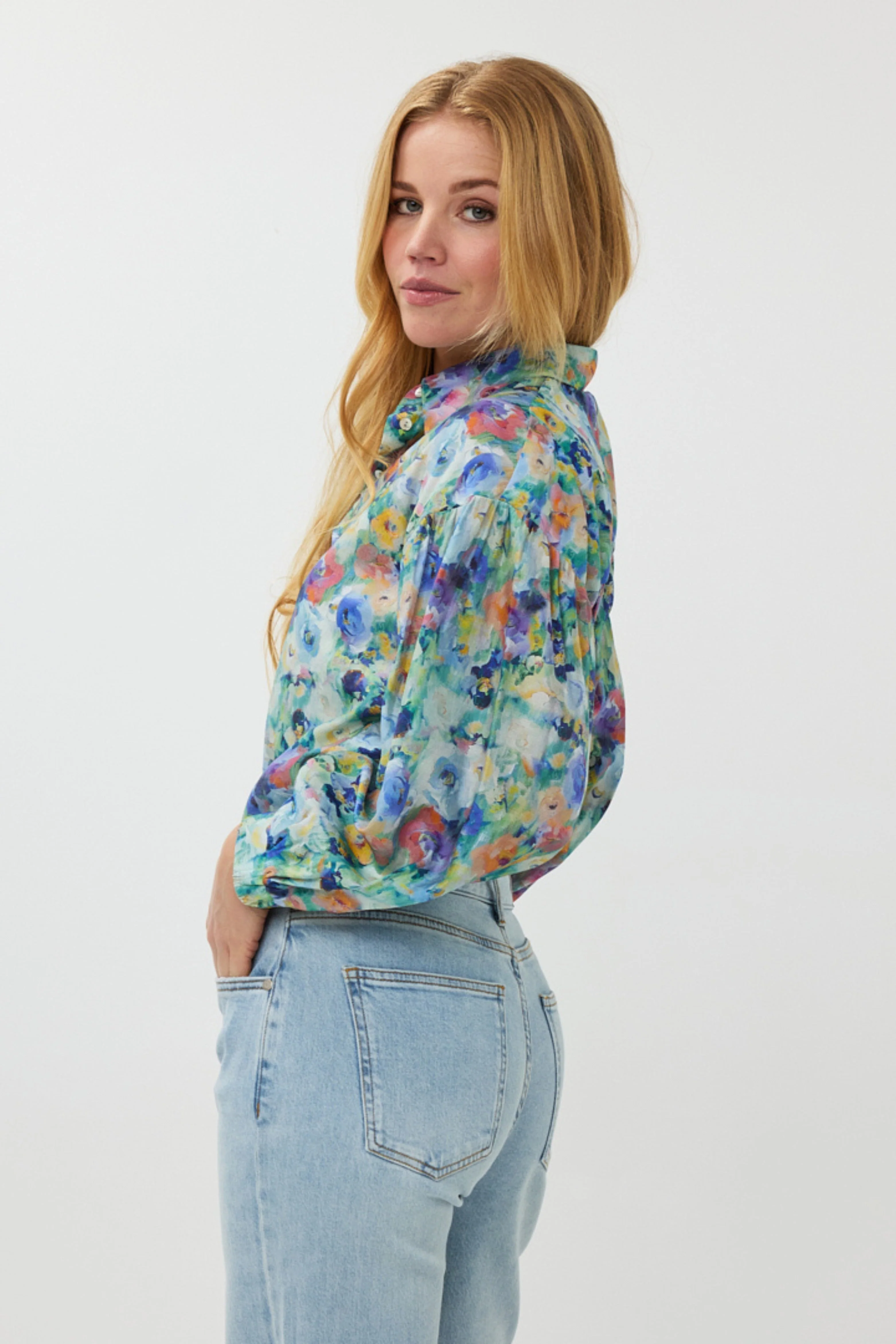 Blouse Oversized Utopia Flower Print SP25.14026 - Image 5