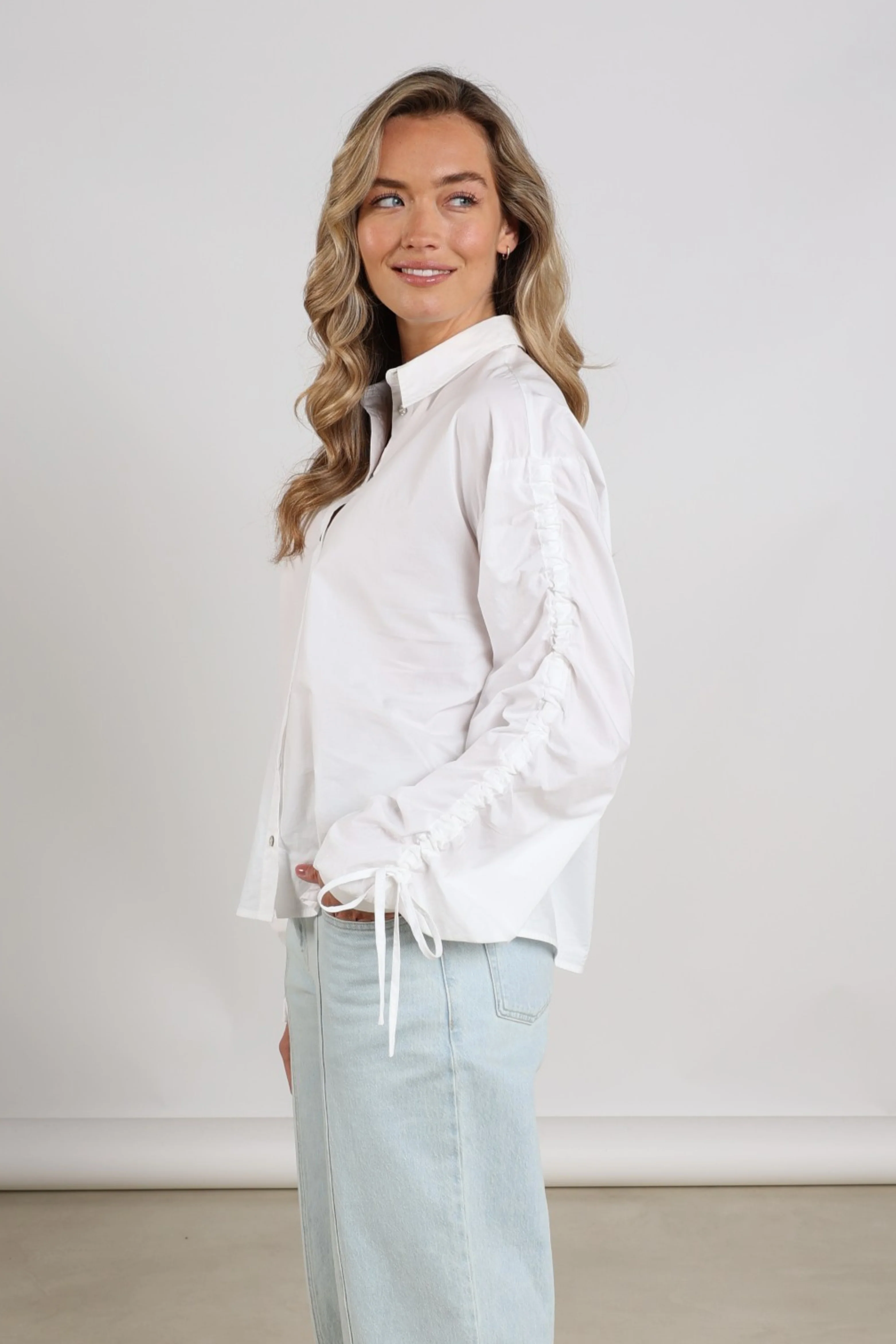 Blouse Rosa Offwhite NKS02201 - Image 2