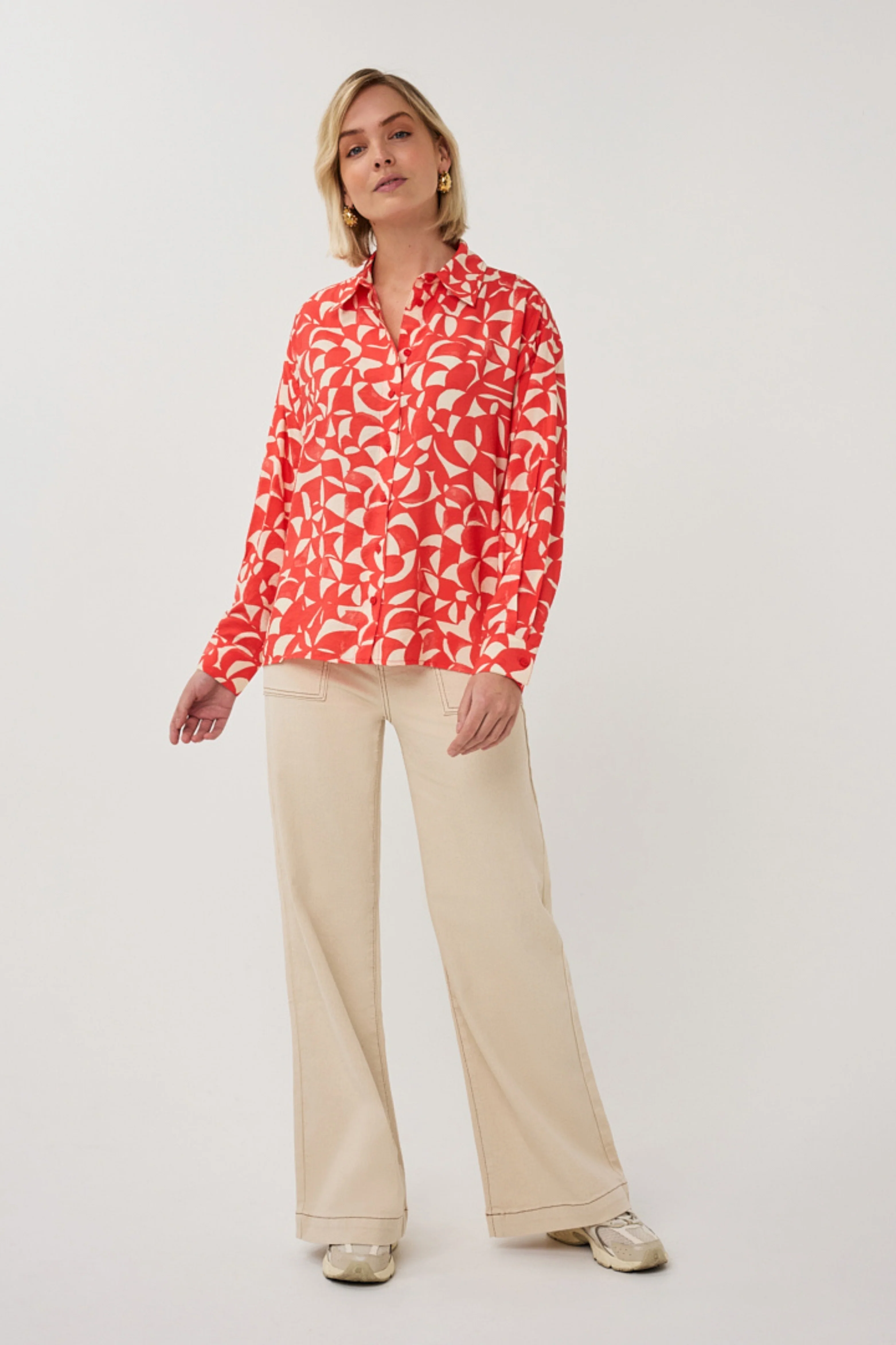 Blouse Scarlet Graphic Print SP26.14004 - Image 6