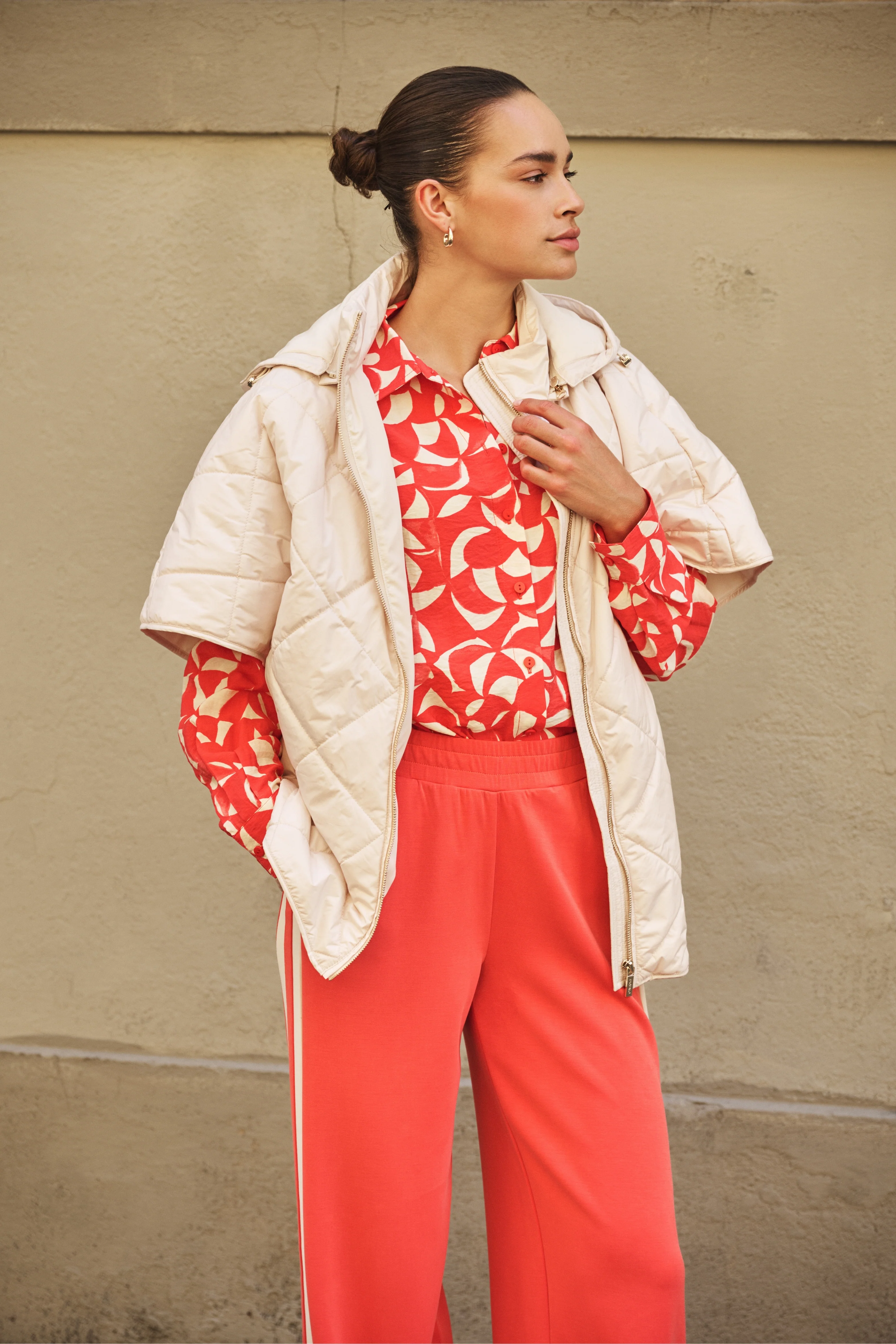 Blouse Scarlet Graphic Print SP26.14004 - Image 9
