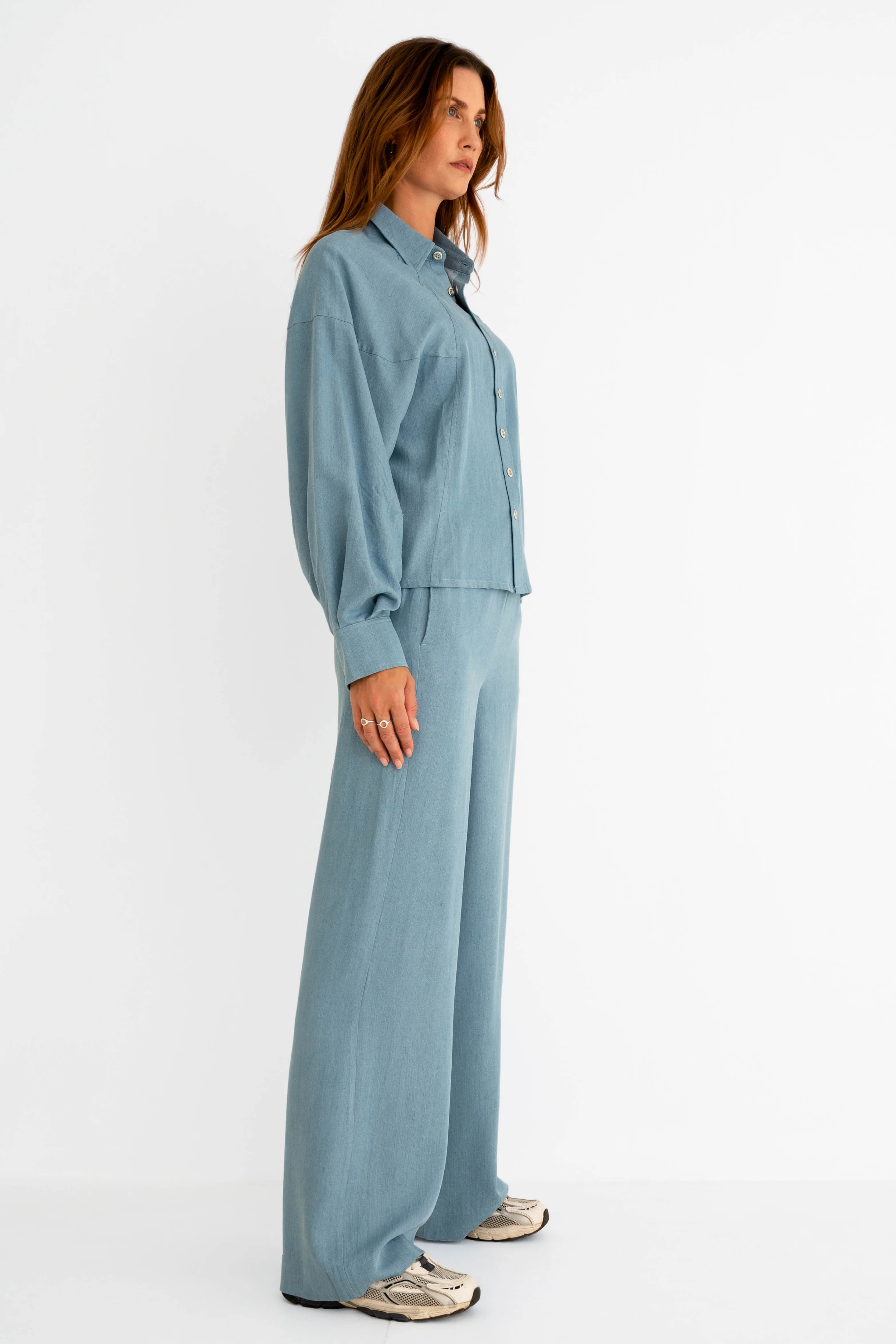 Blouse Scarlet Jeans Blue - Image 4