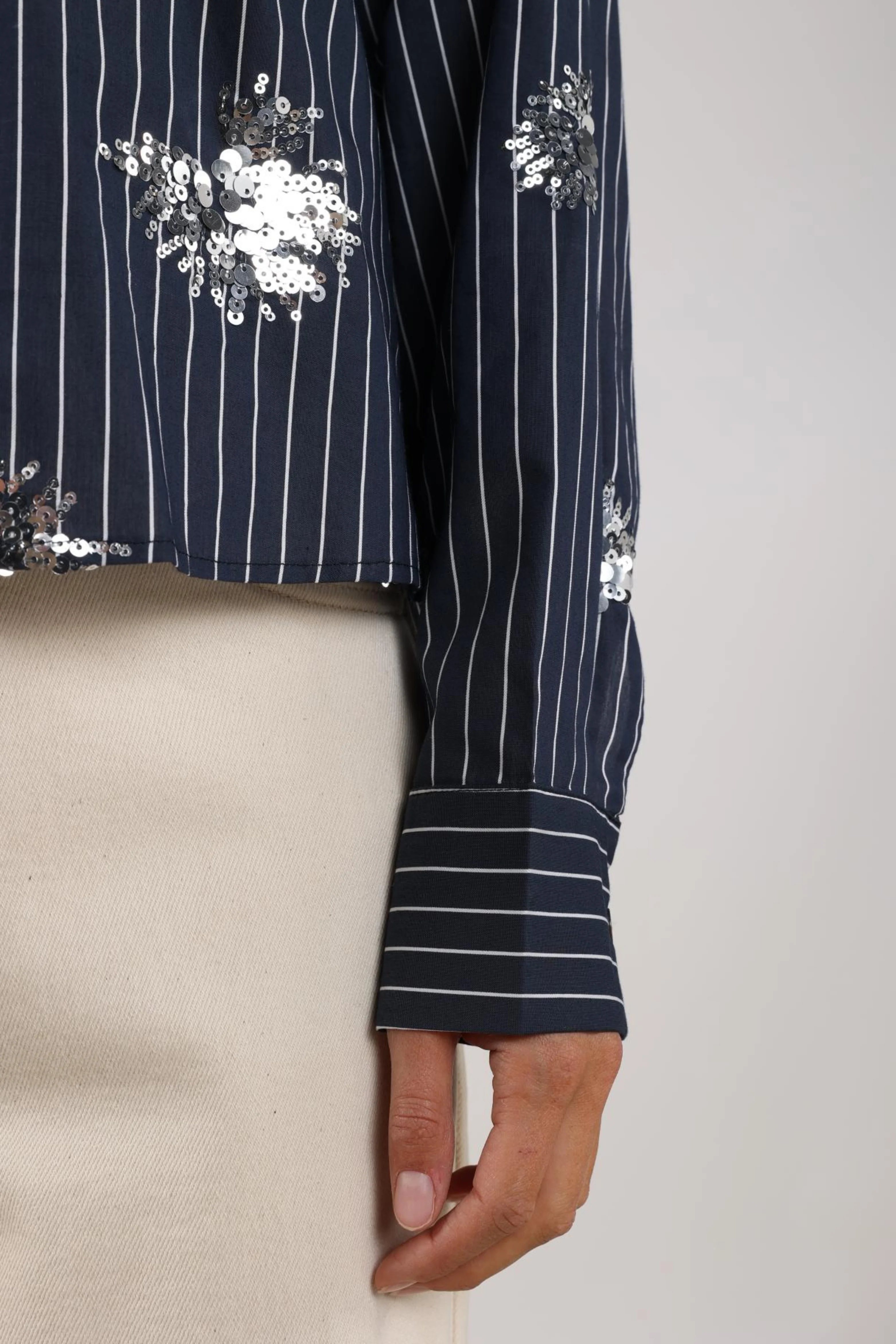 Blouse Tessa Paillet Navy NKS02151 - Image 6