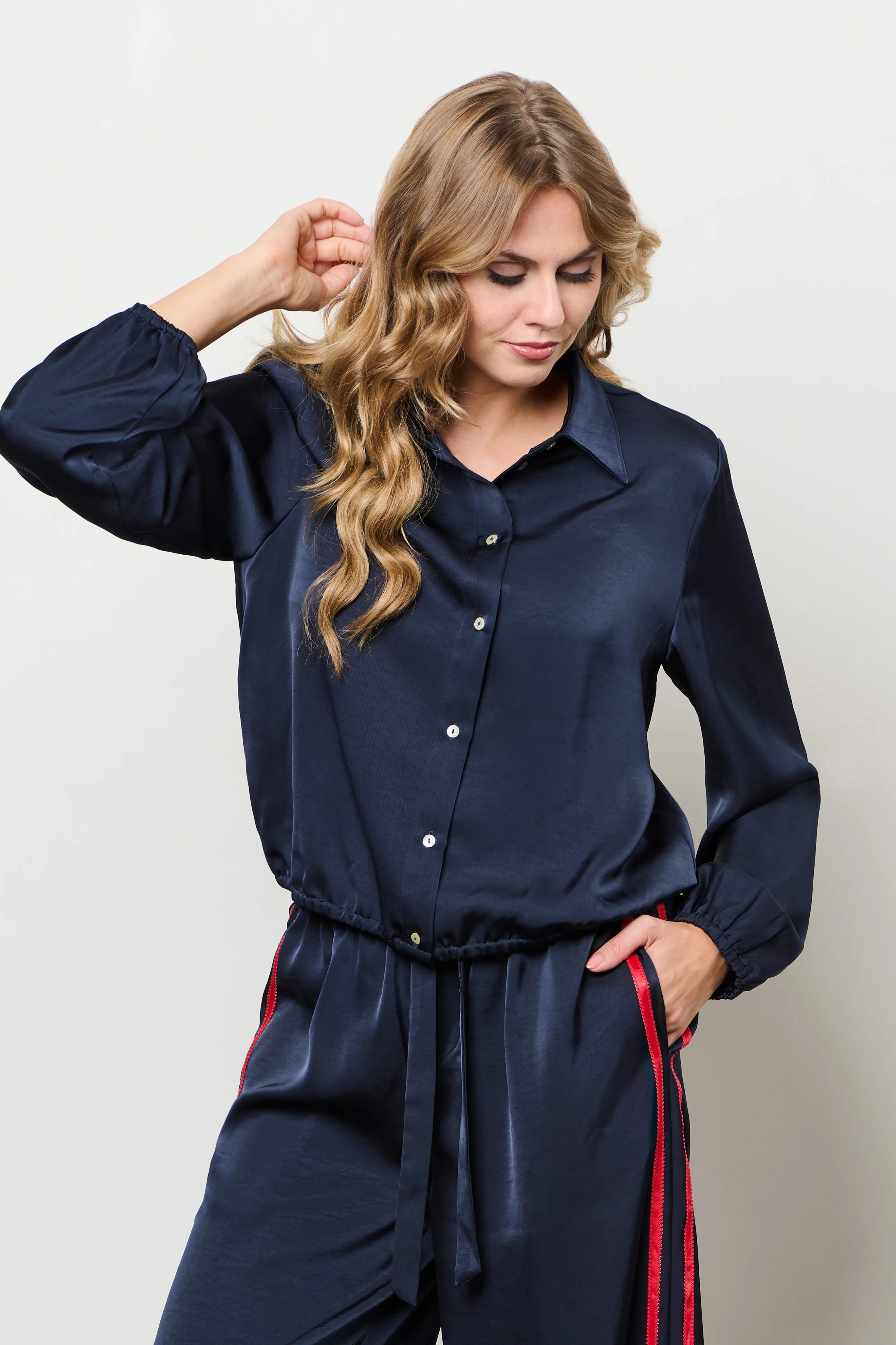 Blouse Wendelien Navy BL407 - Image 4