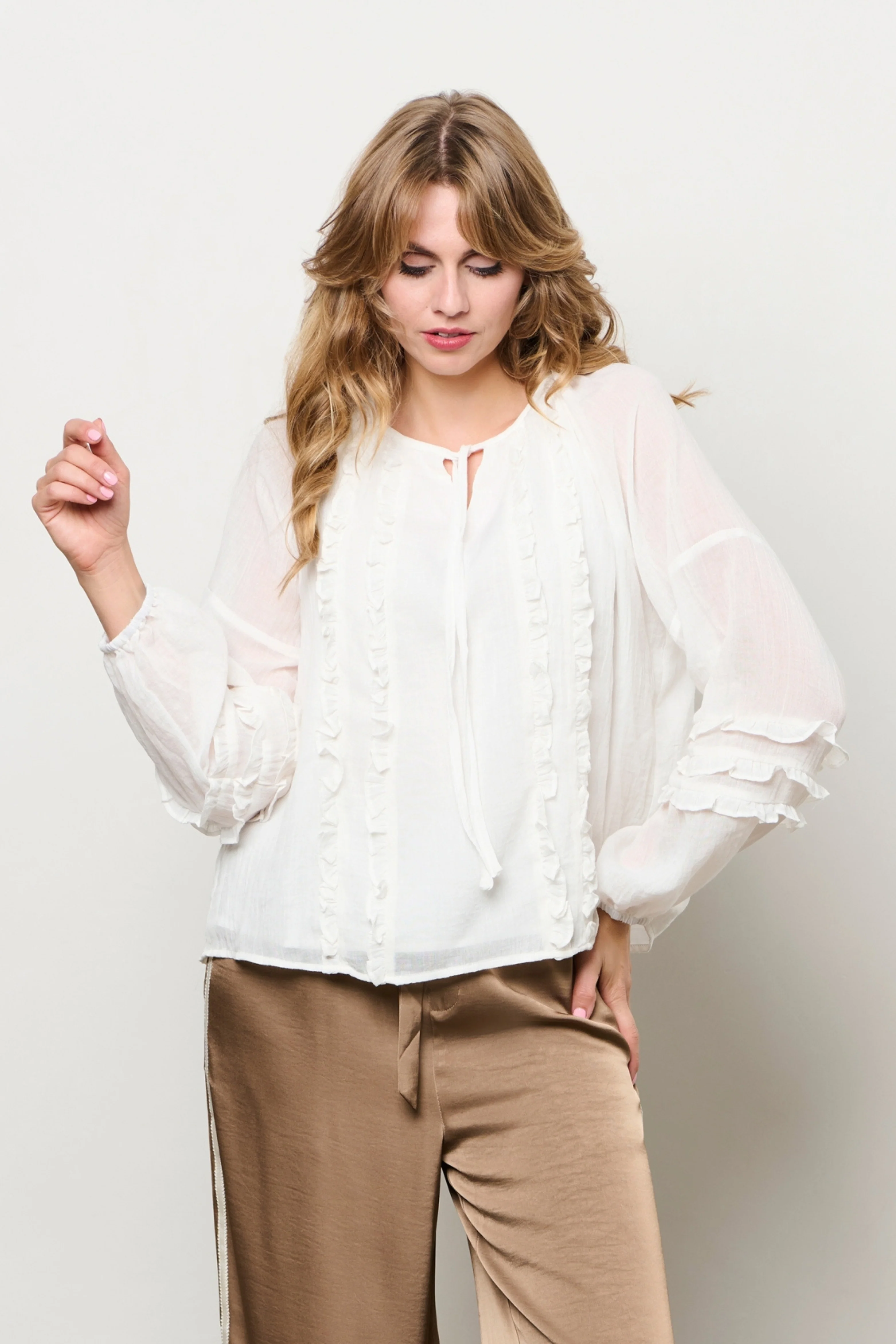 Blouse Willeke Offwhite BL424 - Image 3