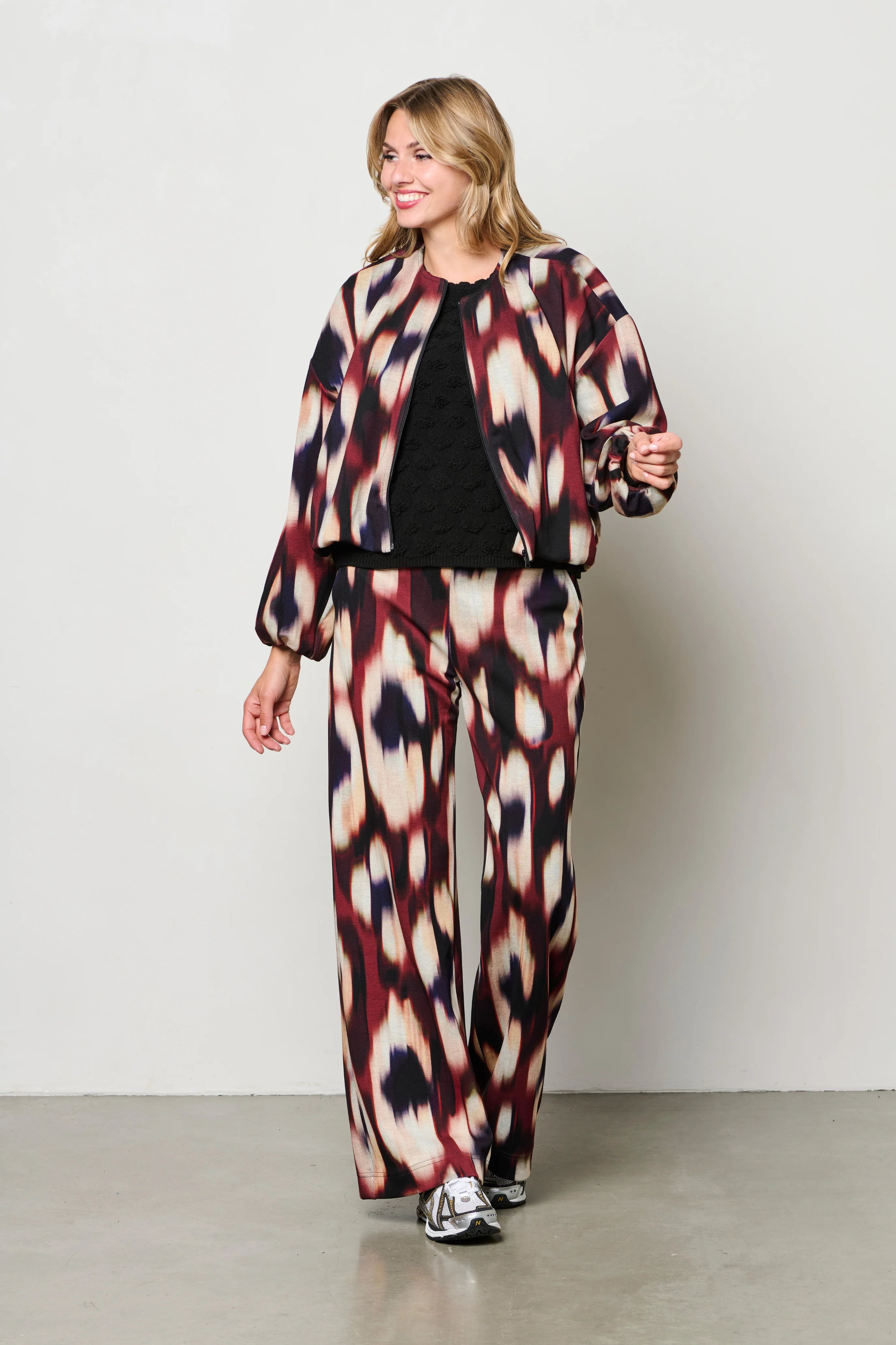 Broek Dawn Faded Big Wine Red Multi PA403 - Image 7