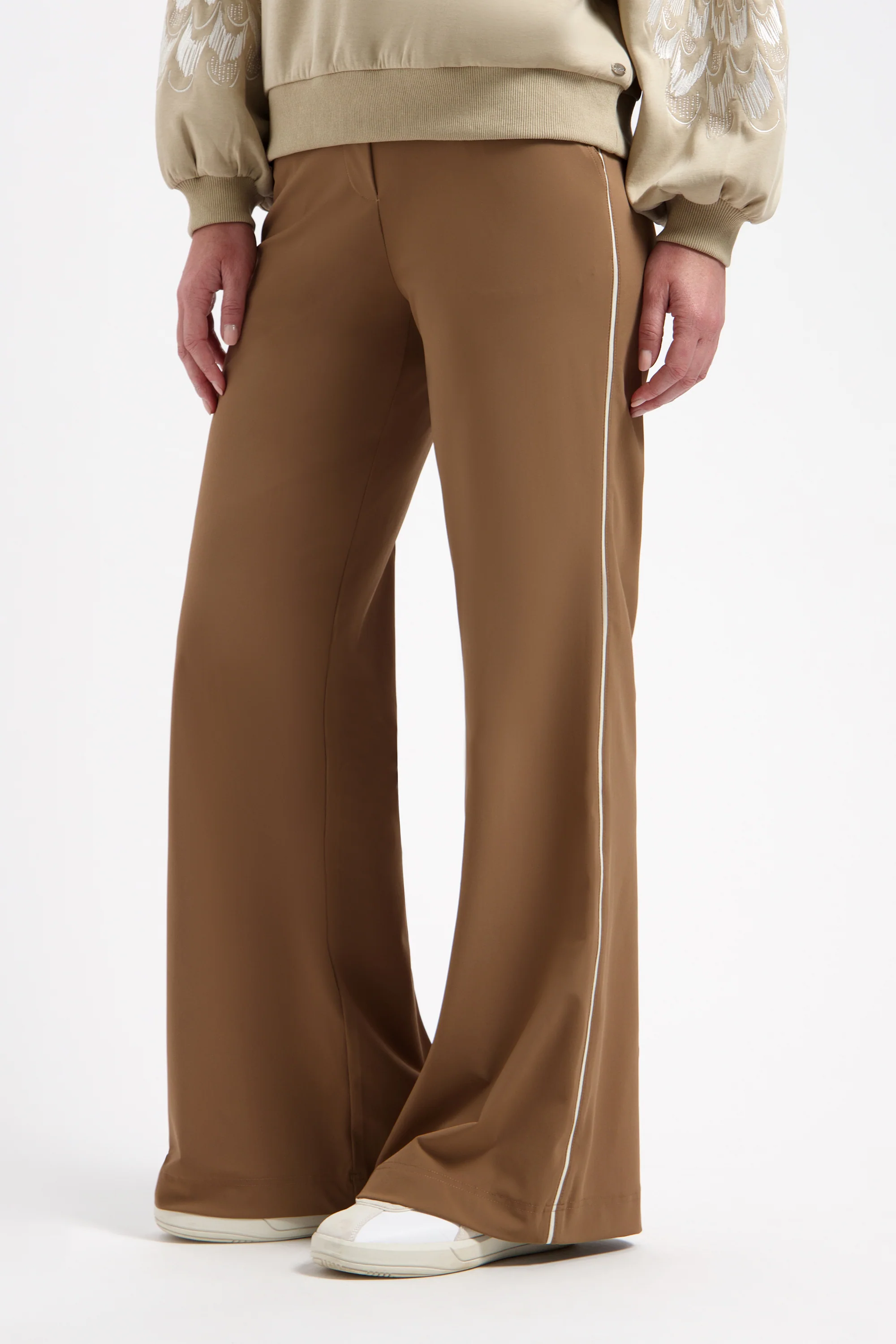 Travel Broek Eleyn Mocha L14-475-3105