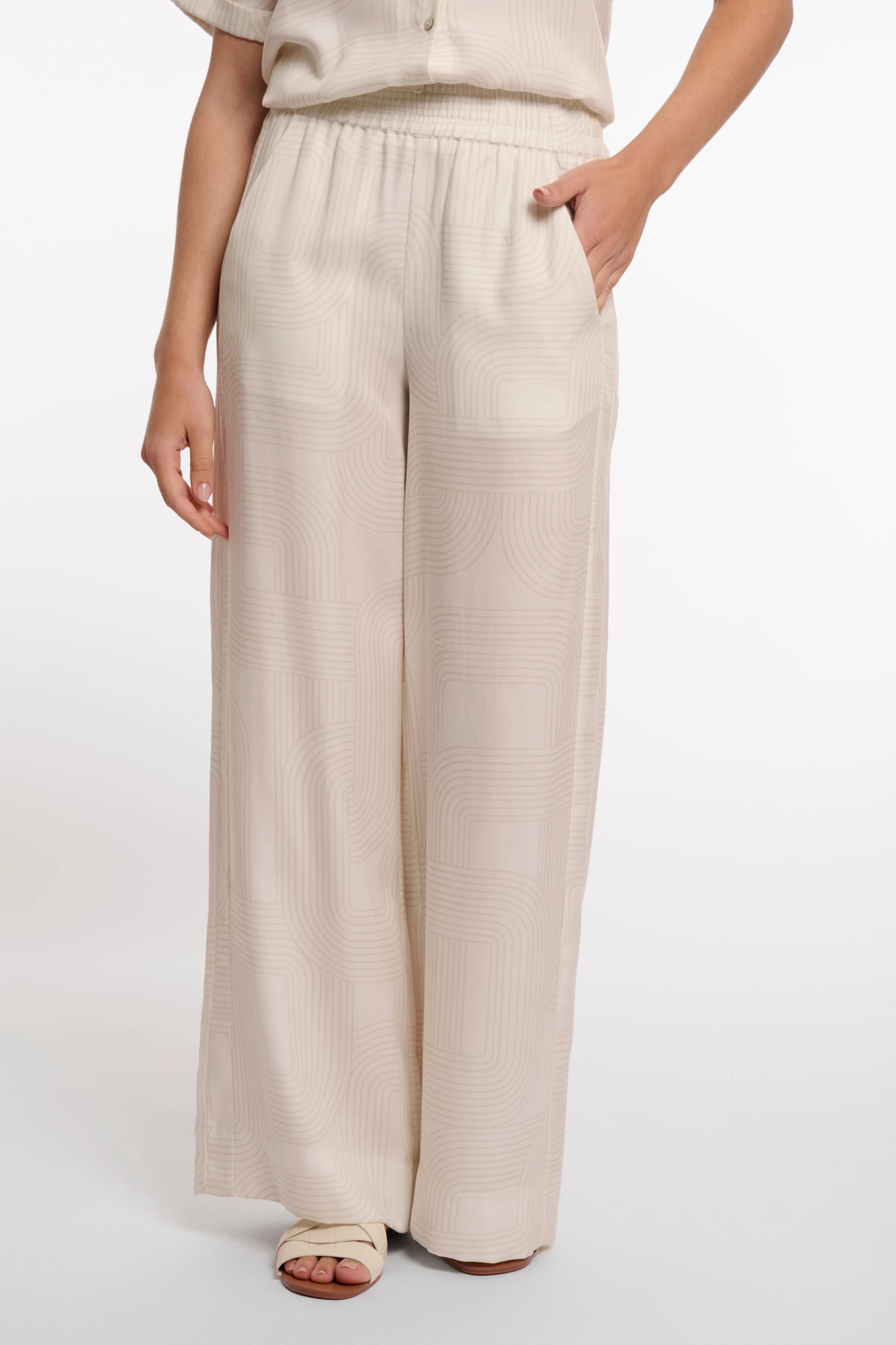 Broek Nour Regular Snow White Labyrinth