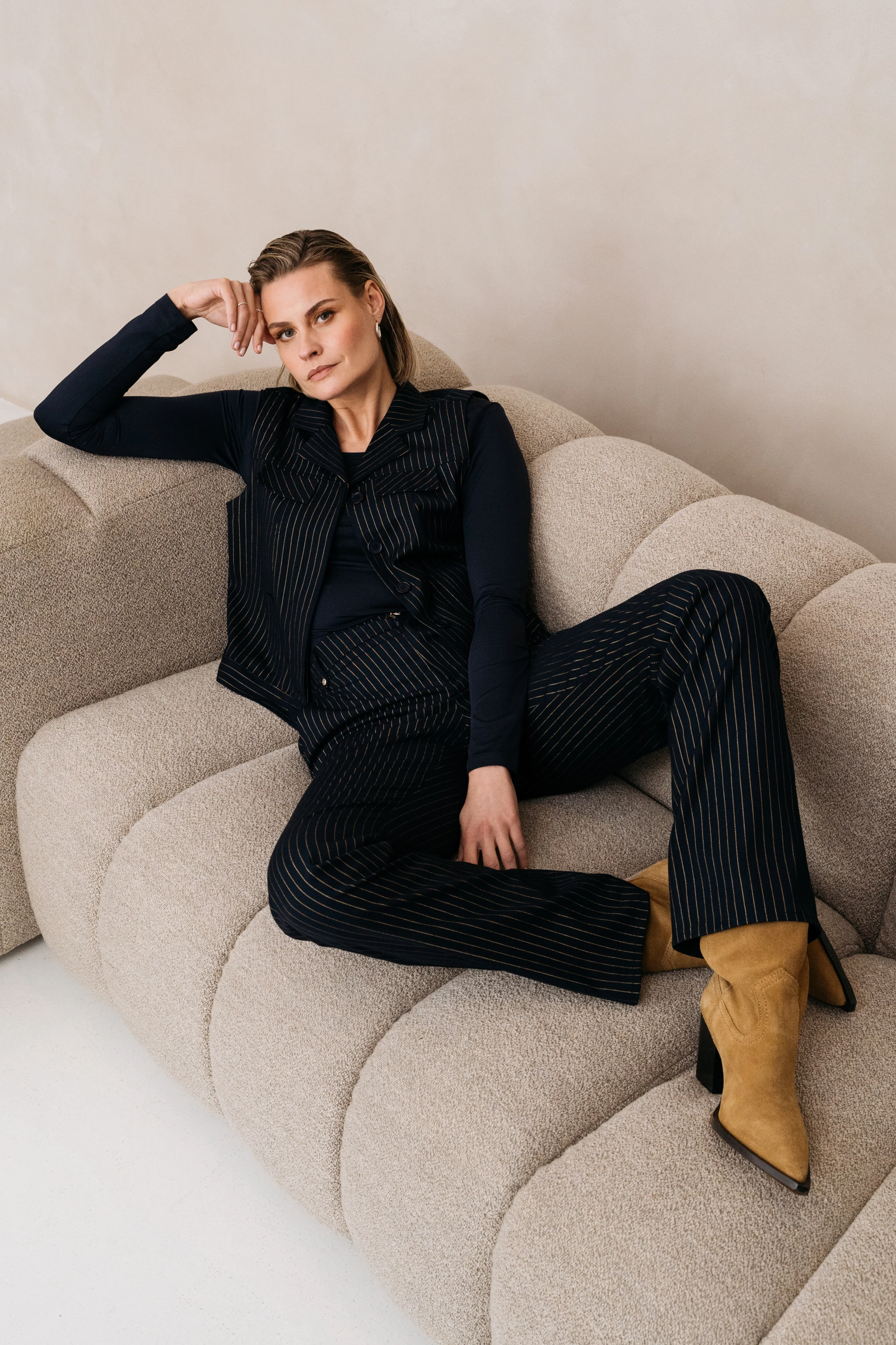 Broek Philia Pinstripe Gold - Image 3