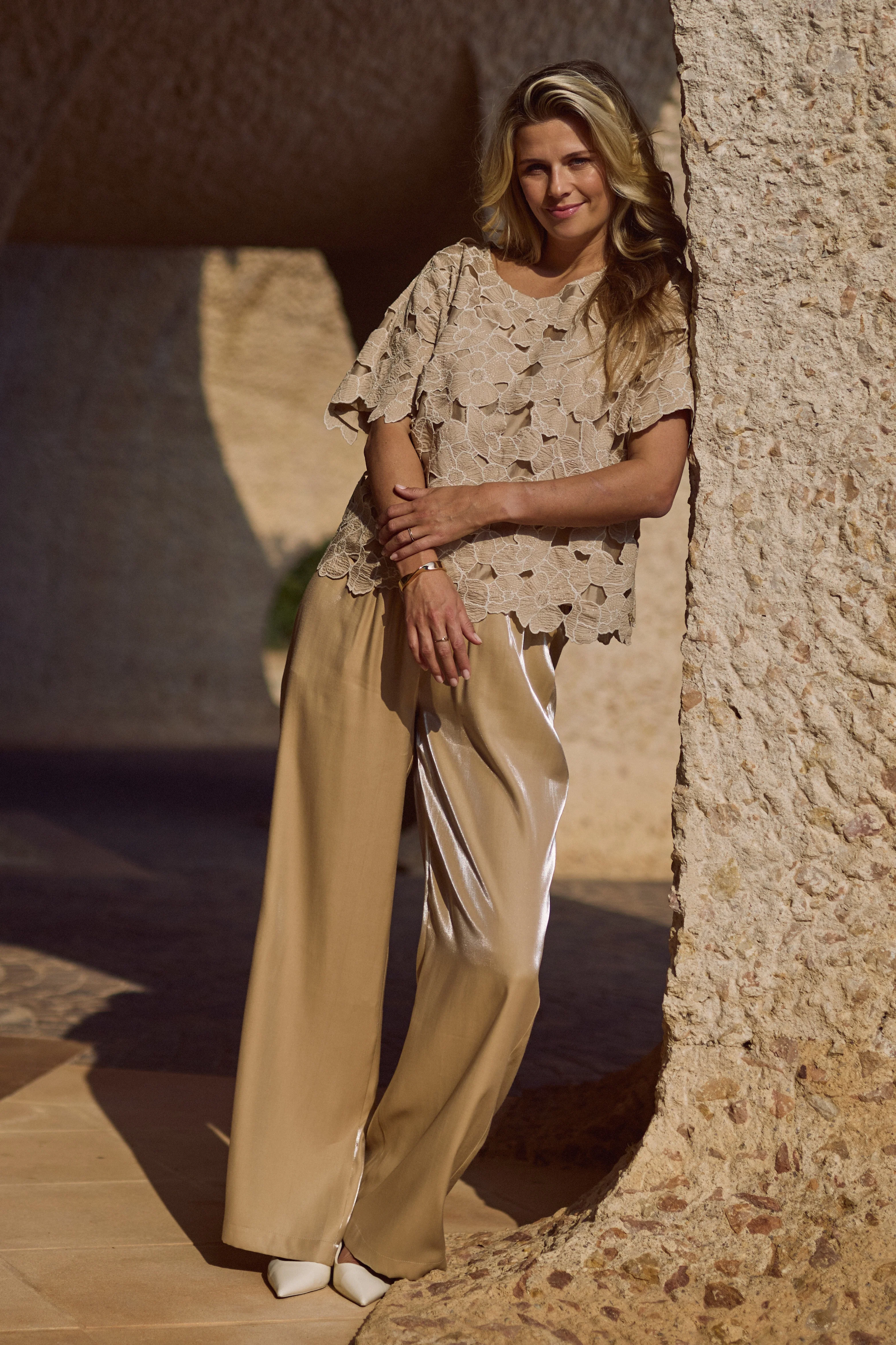 Broek Rubi Shiny Sand NKS09059 - Image 5