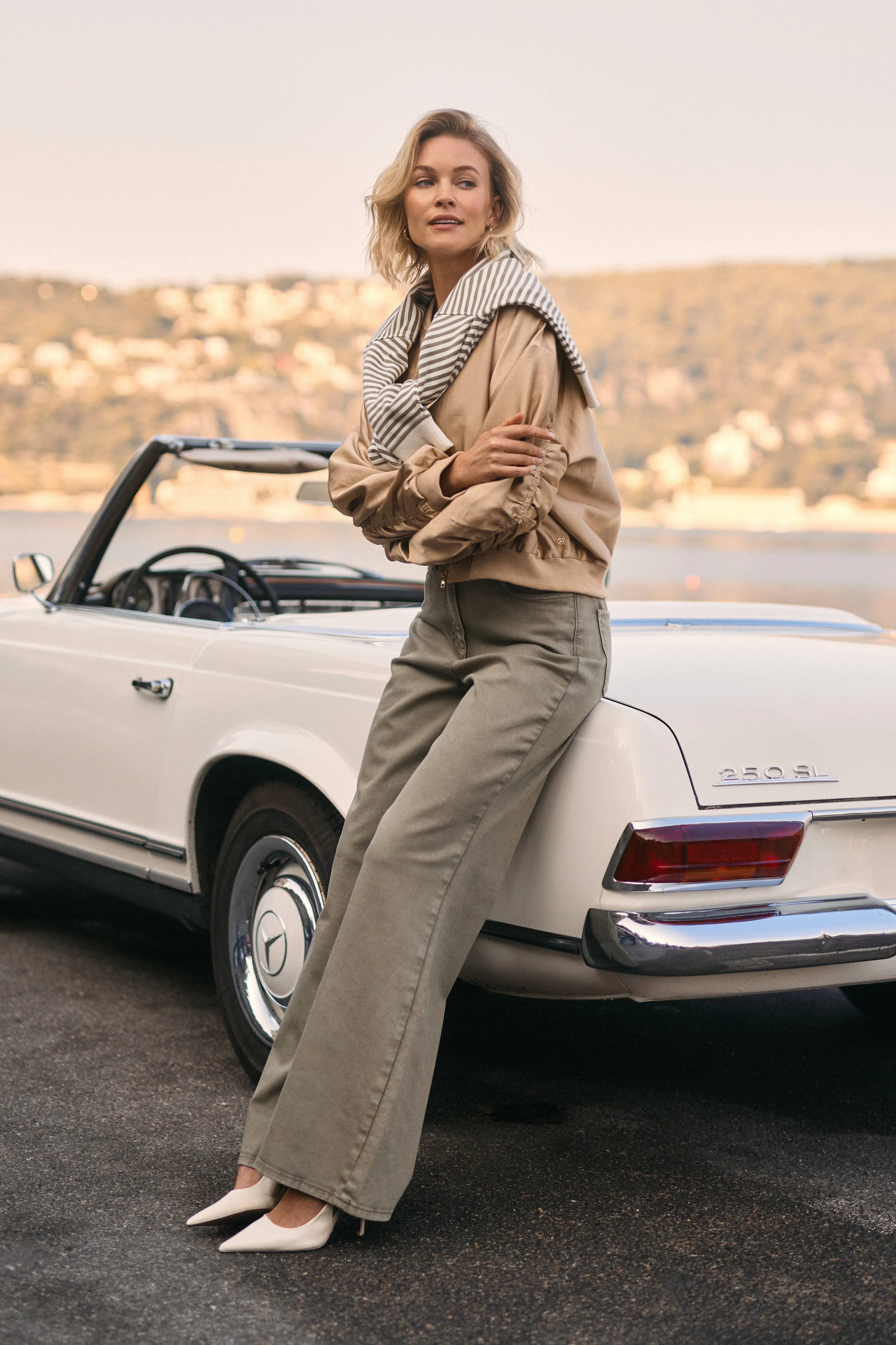 Jacket Babette Gold NKS13087 - Image 10