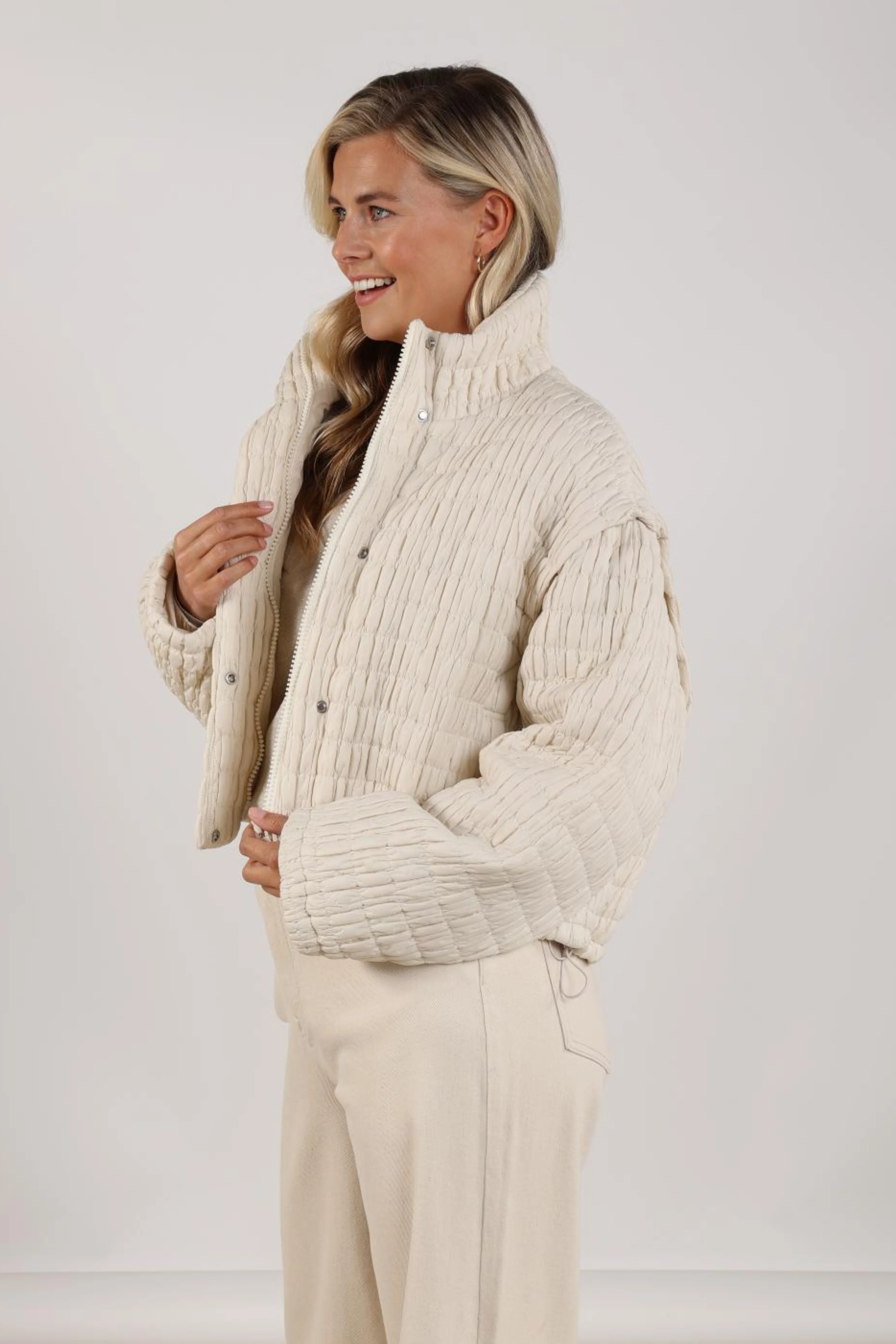 Jacket Elly Offwhite NKS13080 - Image 9