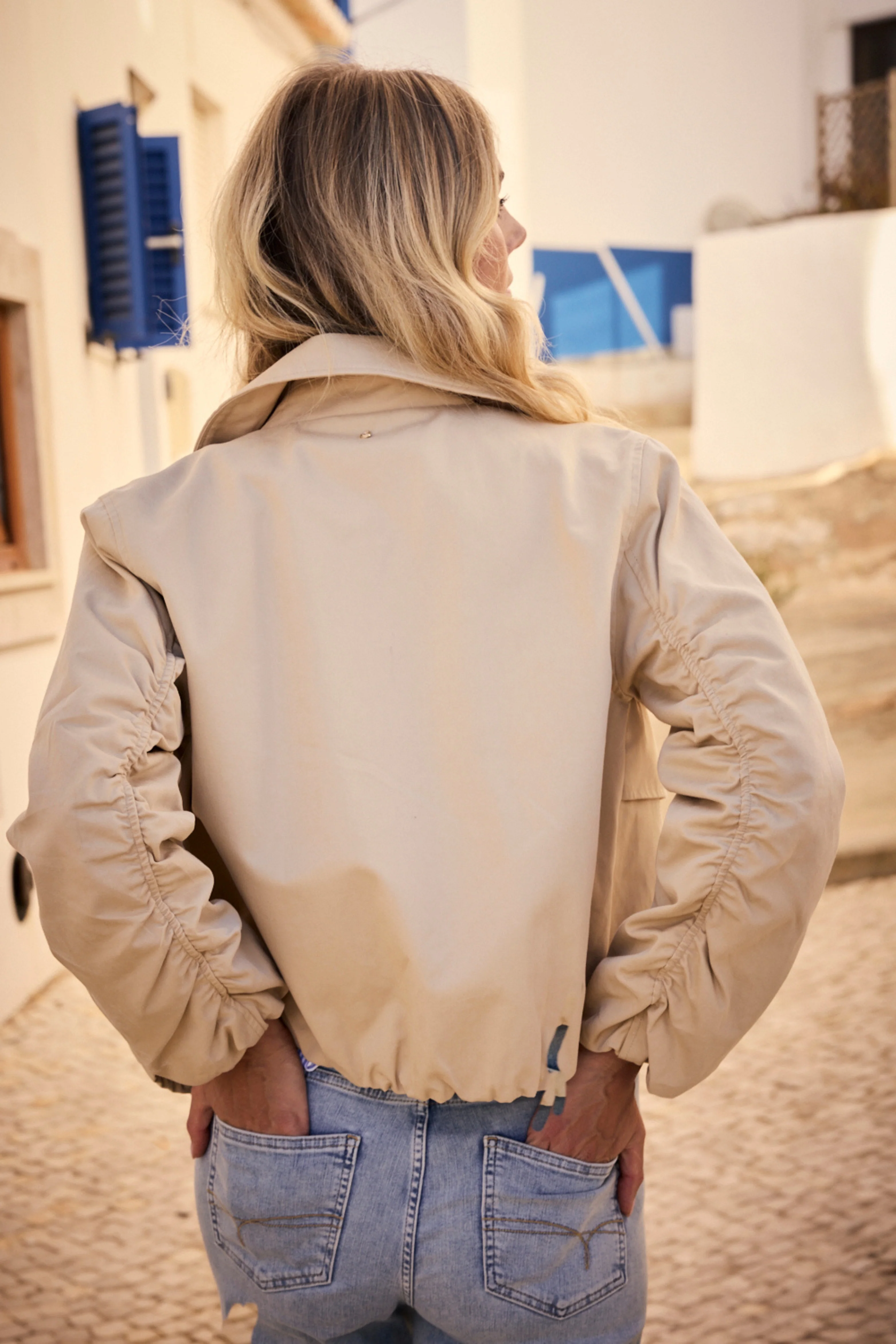Jacket Short Trench Pebble C03-19-802 1 - Image 3