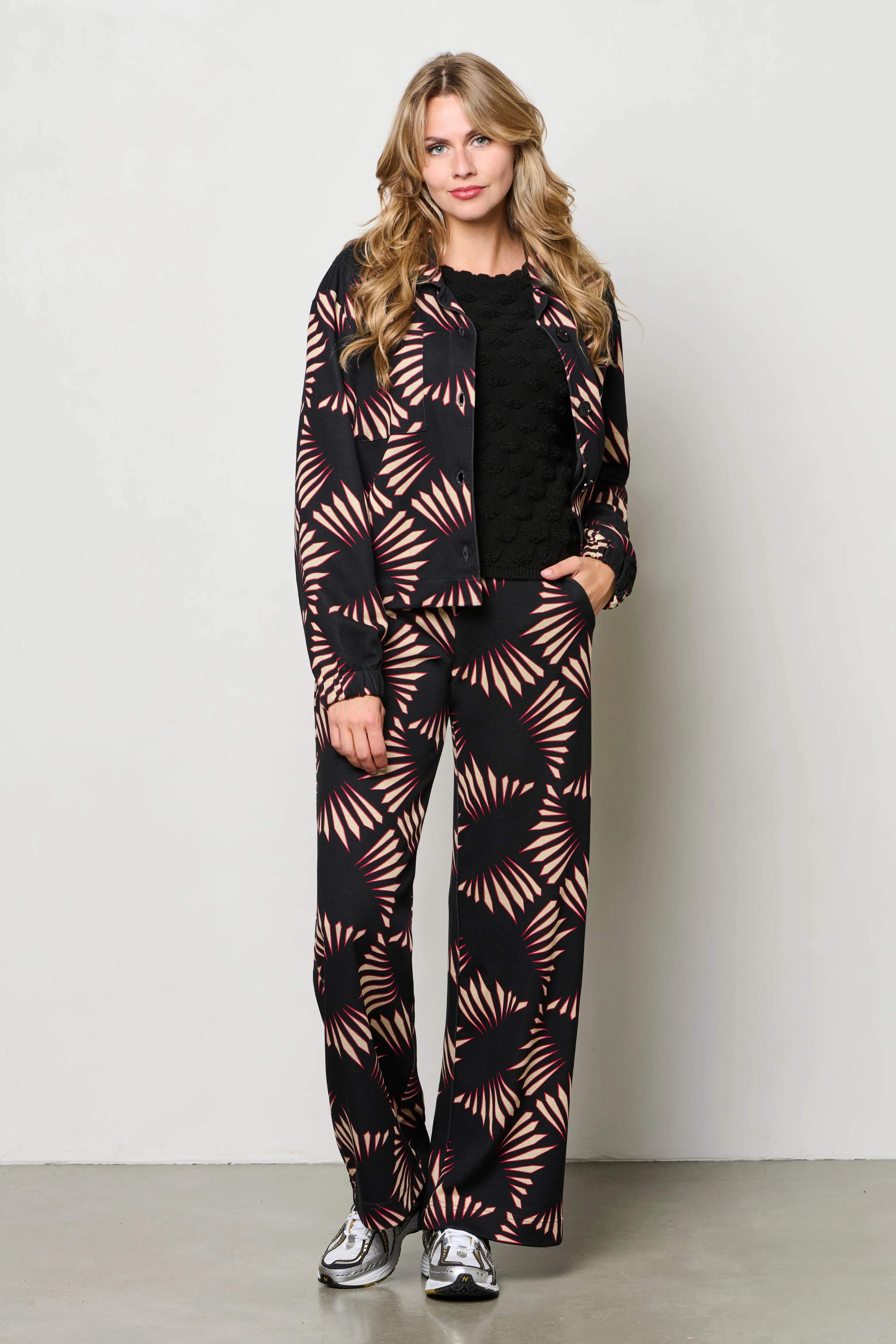 Jacket Ziga Graphic Black Multi JA144 - Image 4