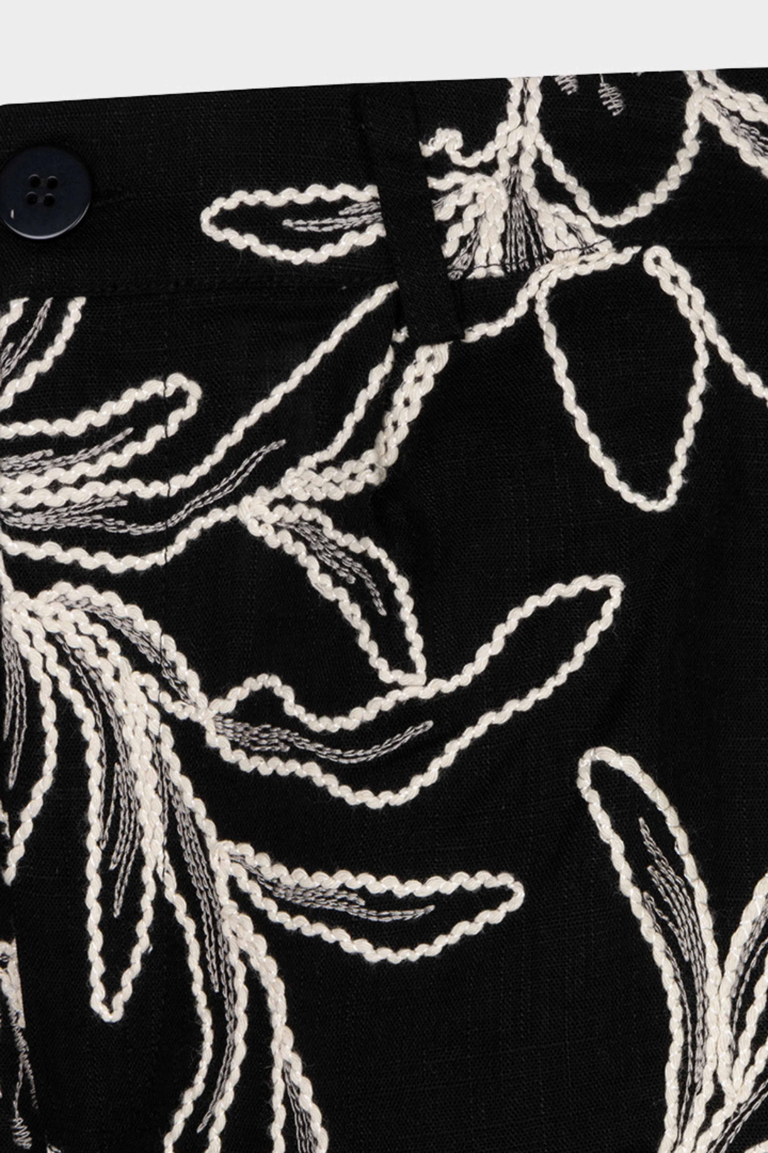 Short Flower Embroidery Black HS26.15211 - Image 8