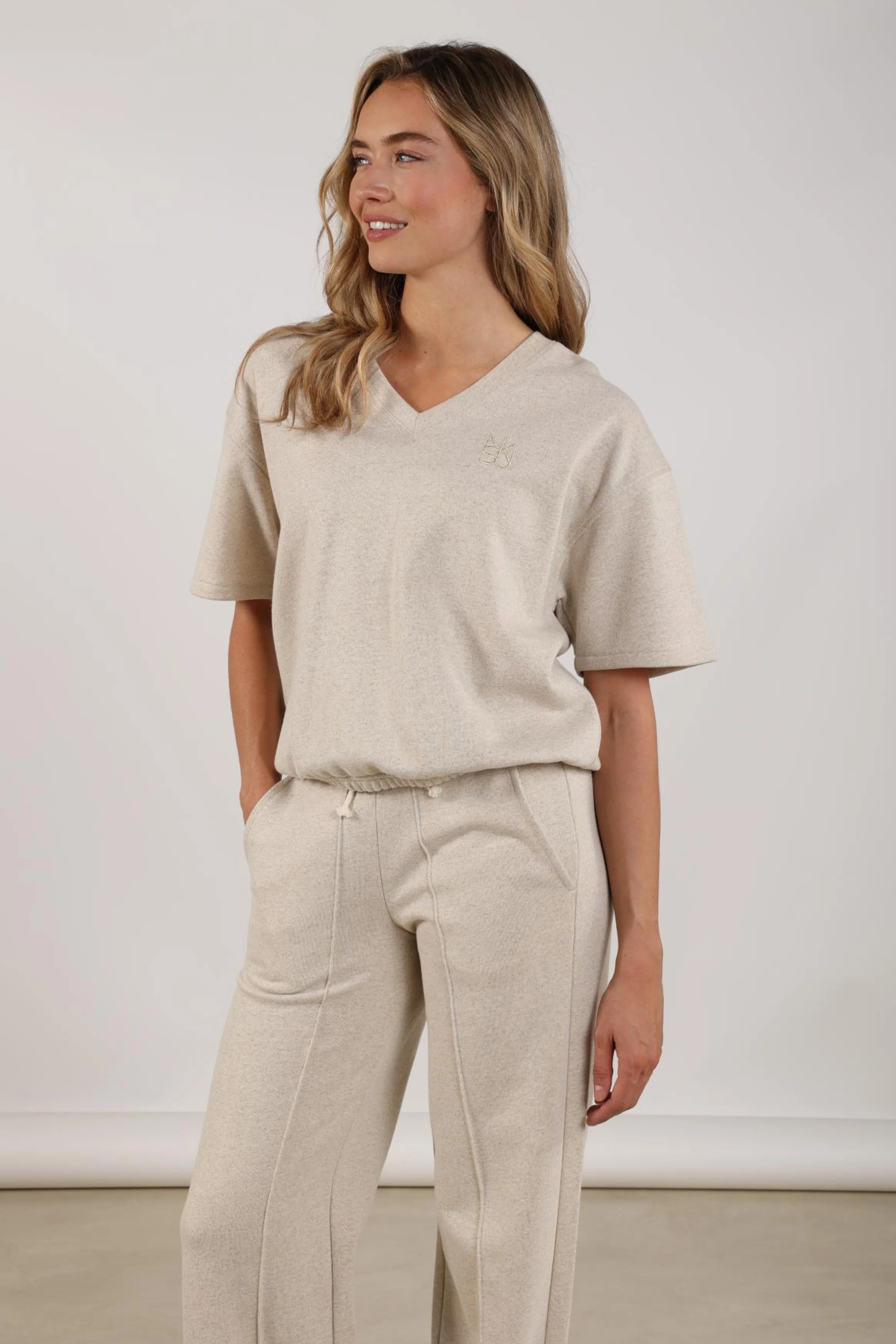 Sweater Cici Lurex V-neck Sand NKS03065 - Image 2