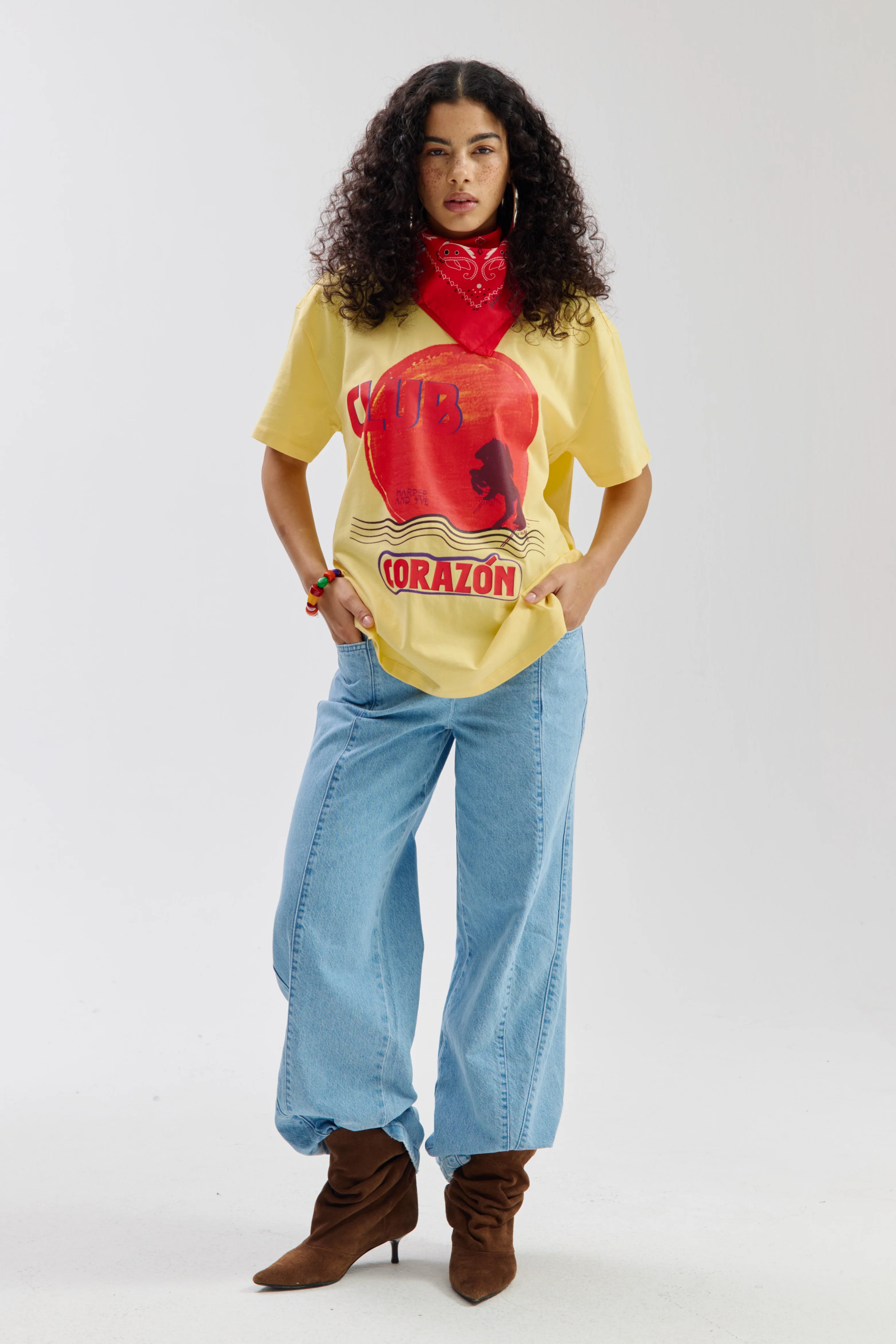 T-Shirt Clubcorazon Light Yellow SS6Y307 - Image 2