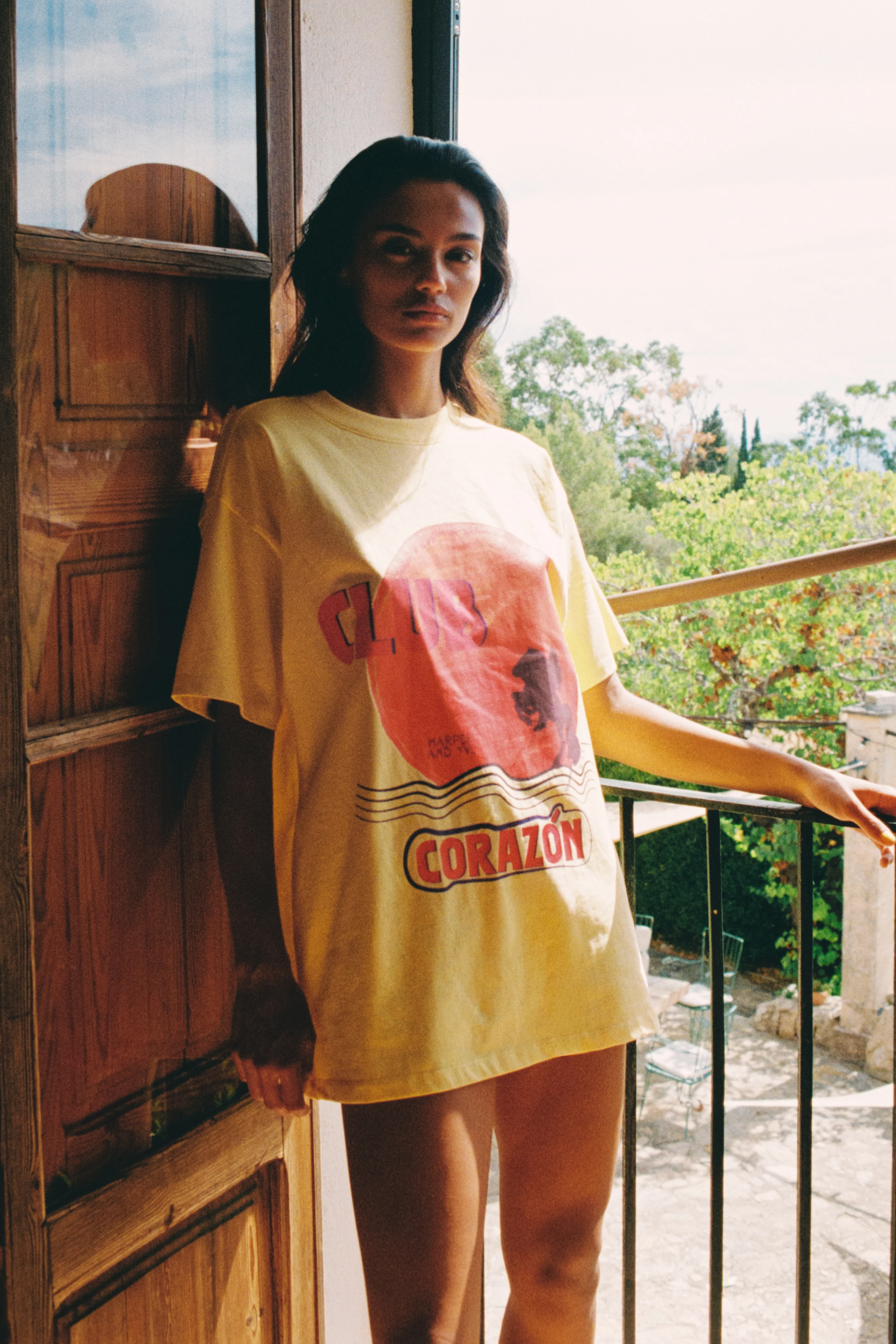 T-Shirt Clubcorazon Light Yellow SS6Y307 - Image 4