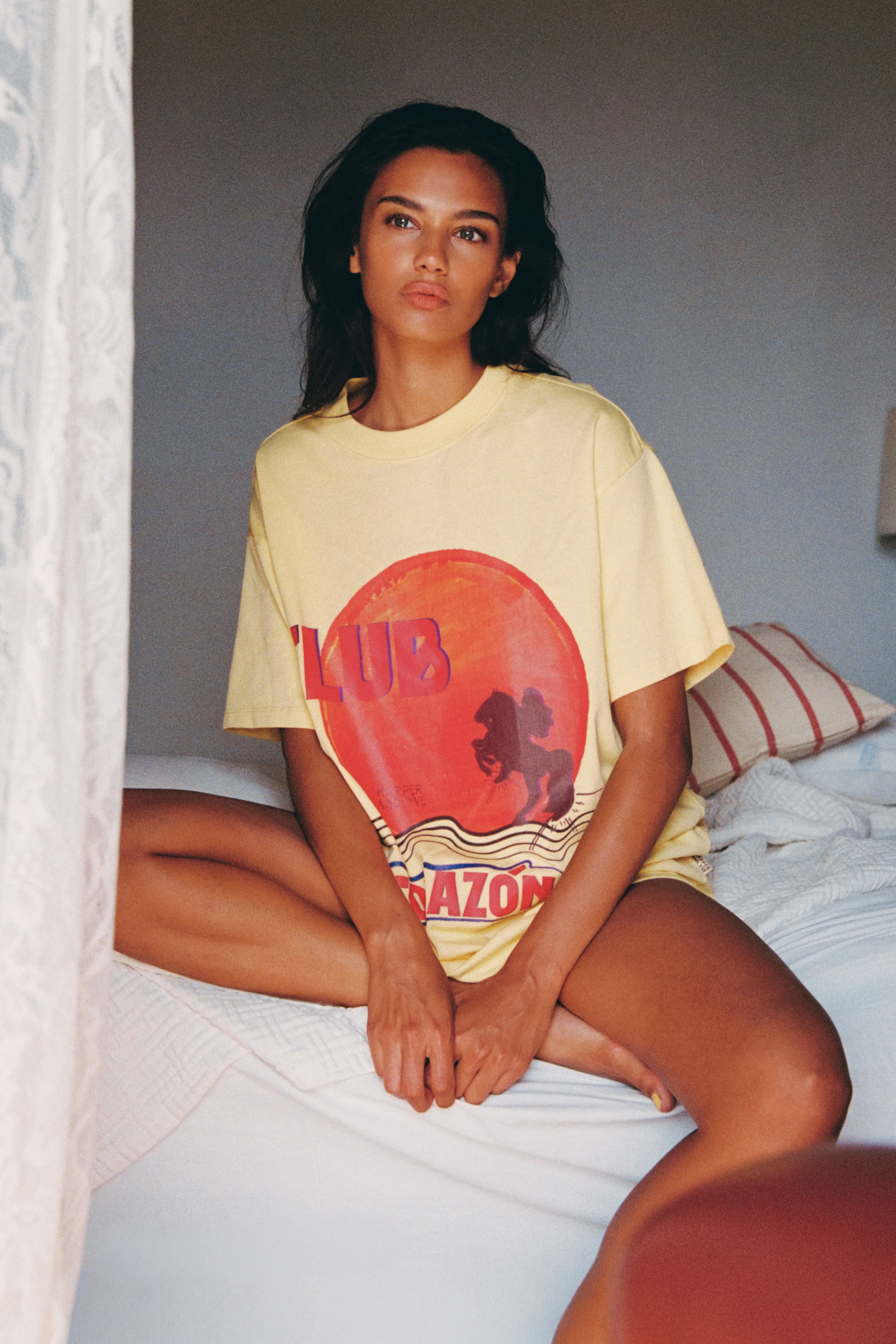 T-Shirt Clubcorazon Light Yellow SS6Y307 - Image 5