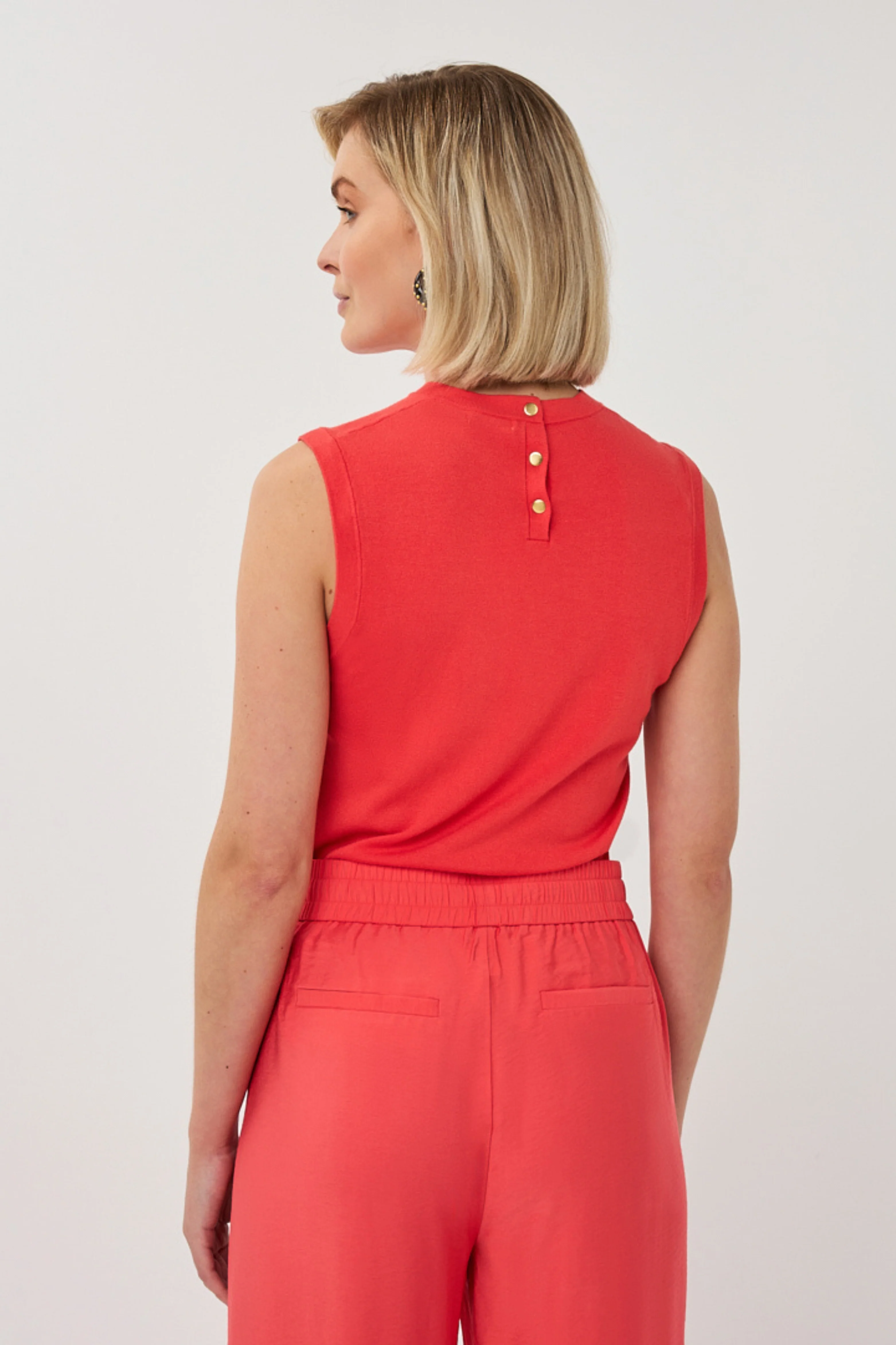 Top Sleeveless Basic Knit Chili Red SP26.07004 - Image 4
