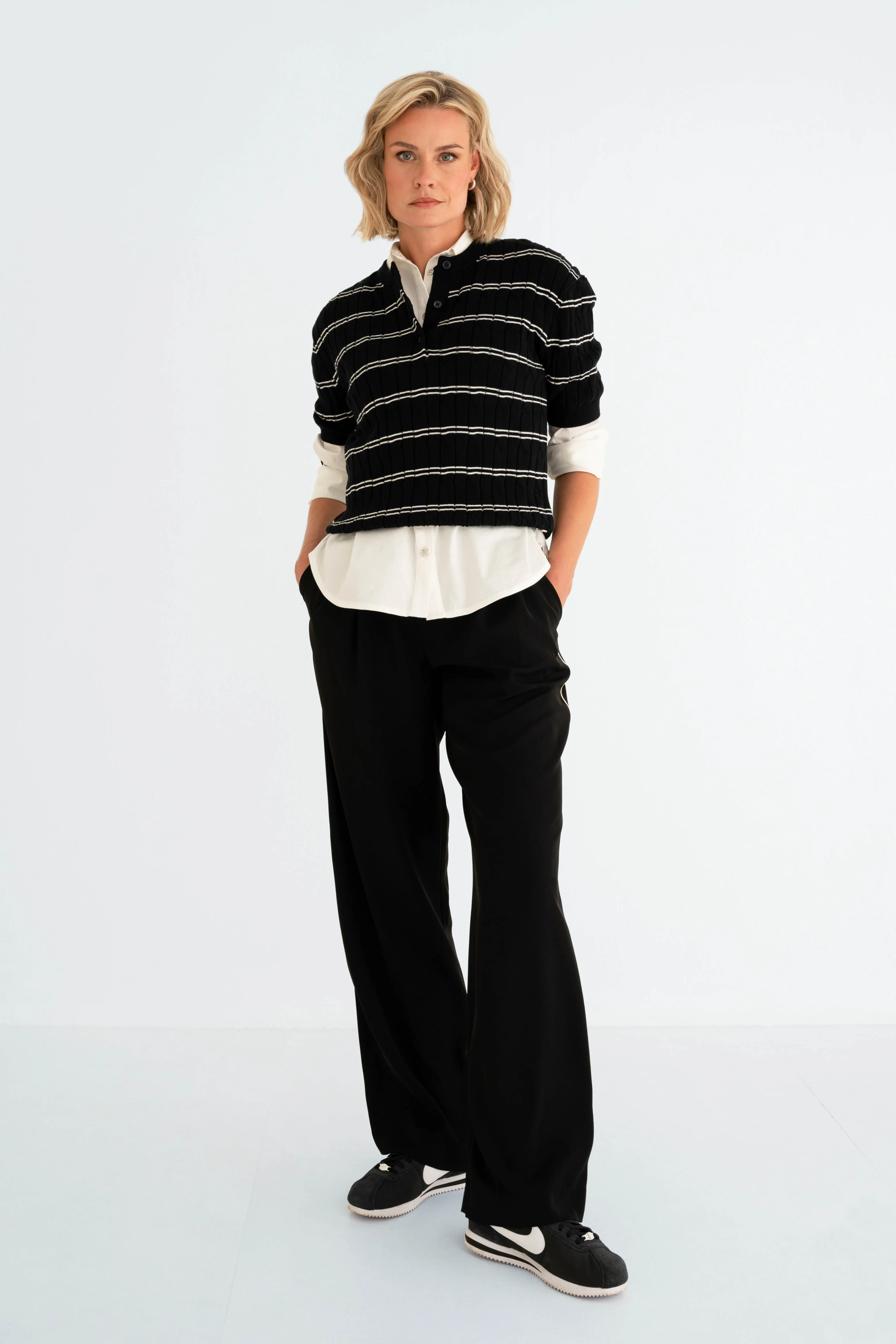 Top Suez Black Offwhite - Image 5