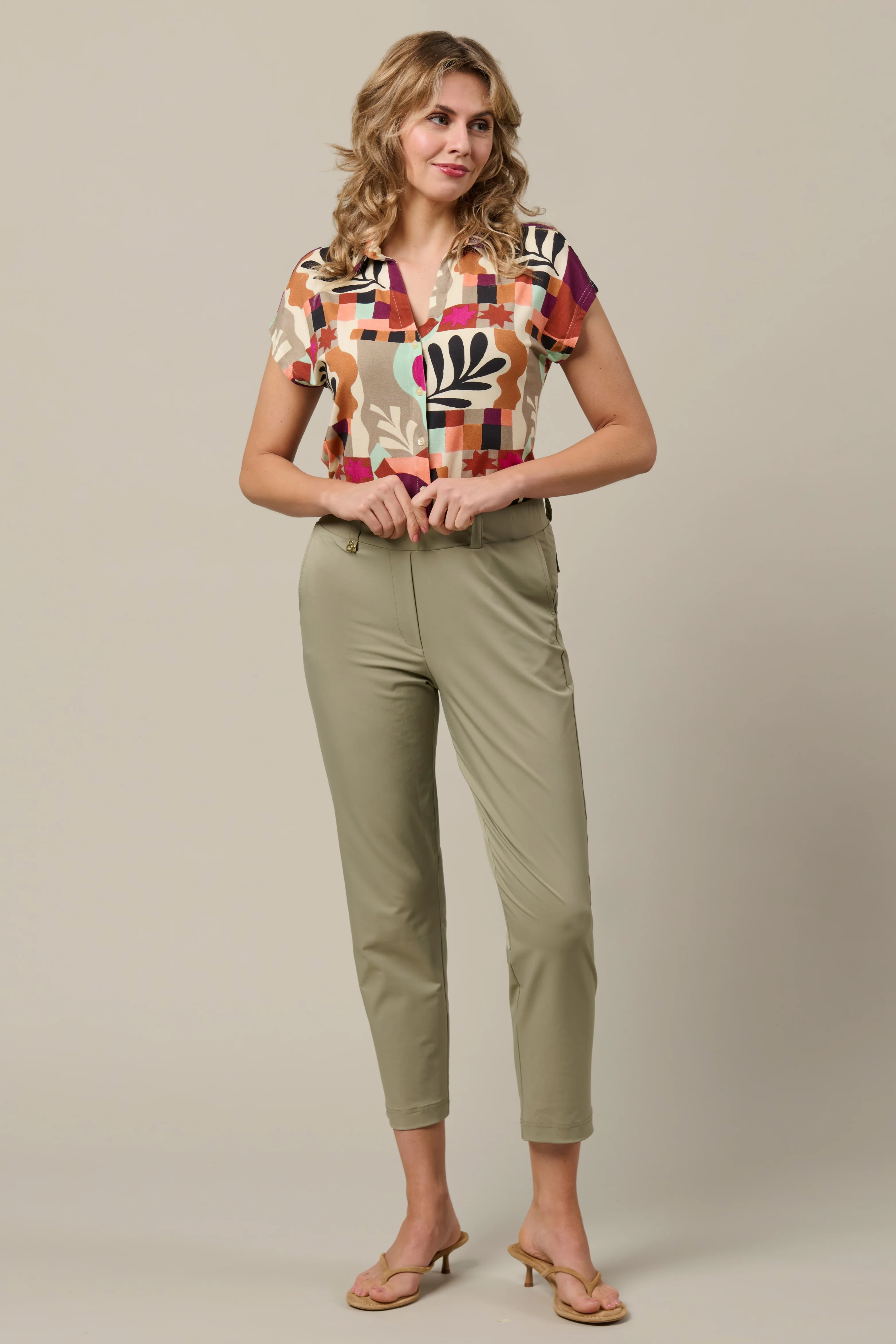 Top Valetta Art Leaf Plum Multi BL439 - Image 5