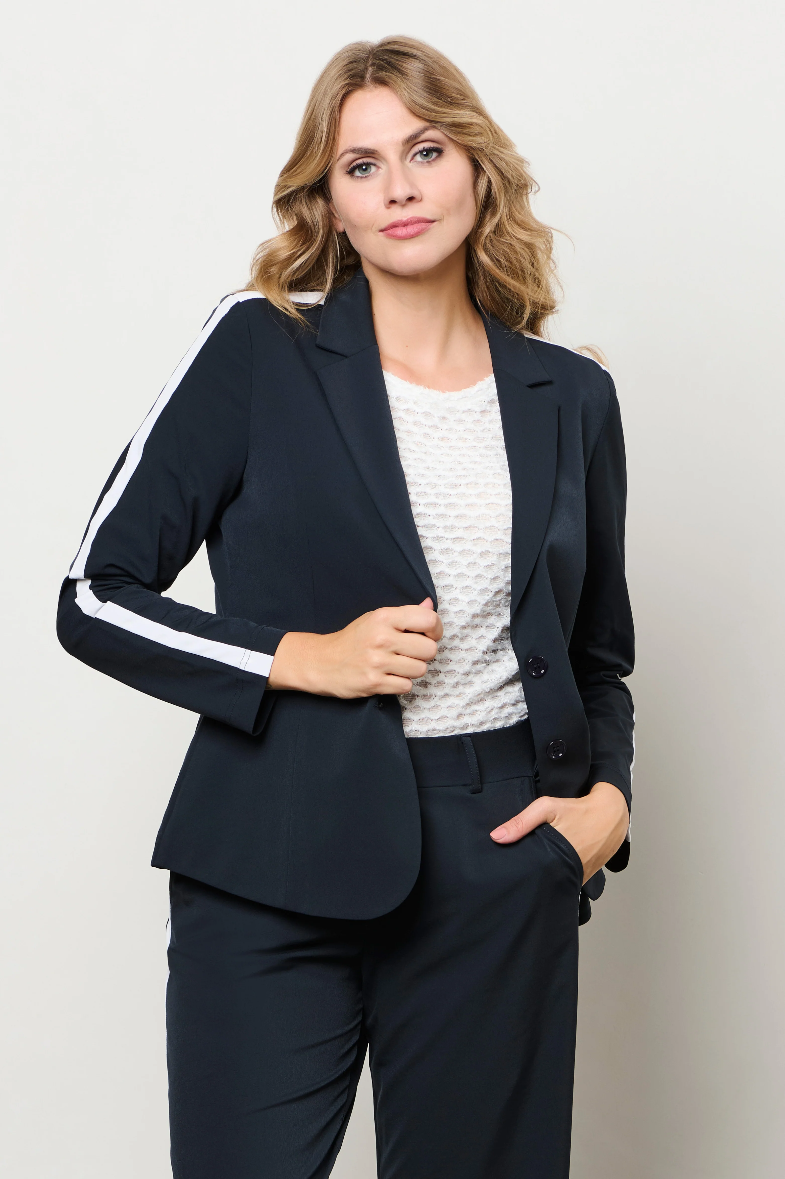 Travel Blazer Pammy Navy BZ178 - Image 3
