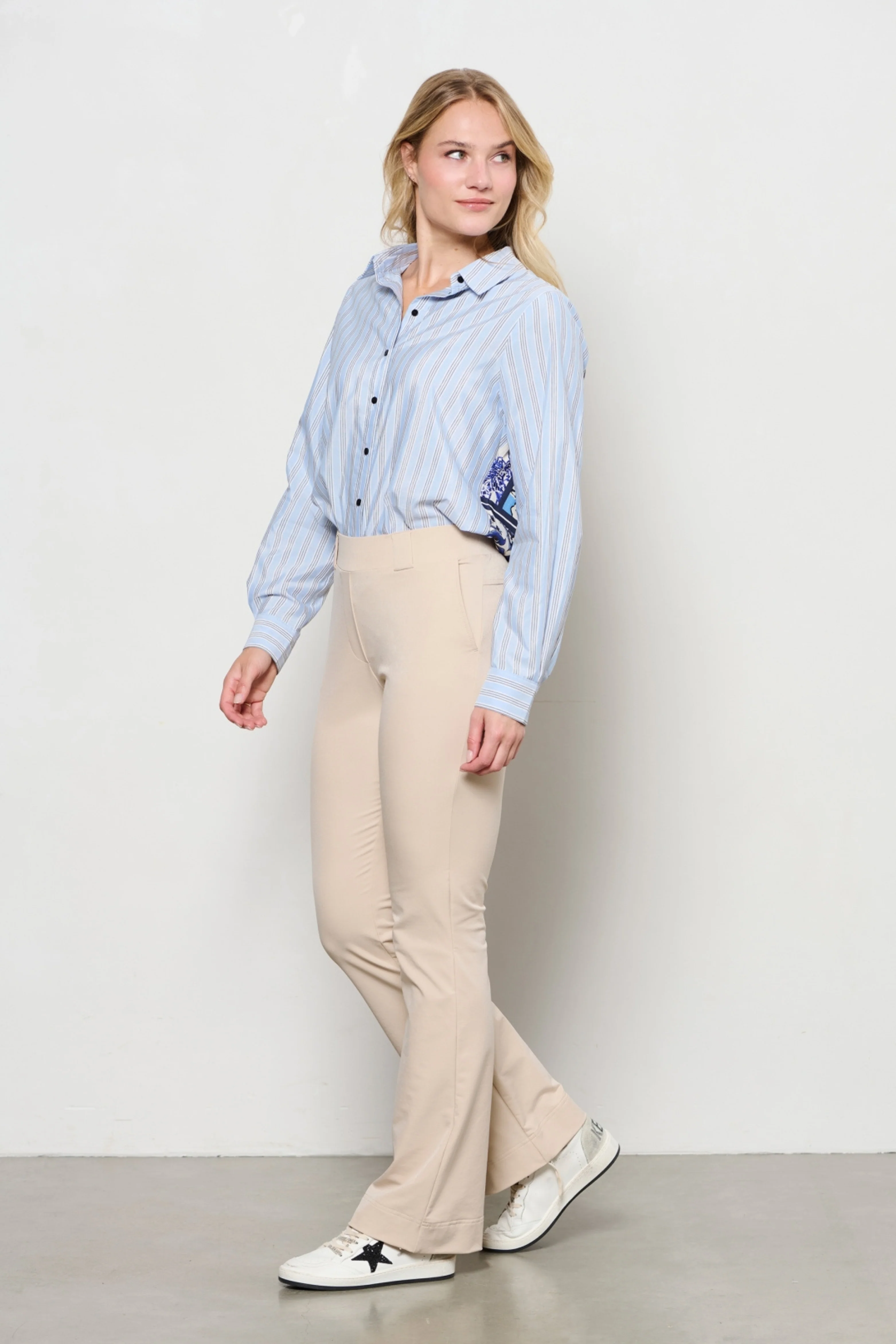 Travel Broek Penelope Flare Sand PA203-1 - Image 7