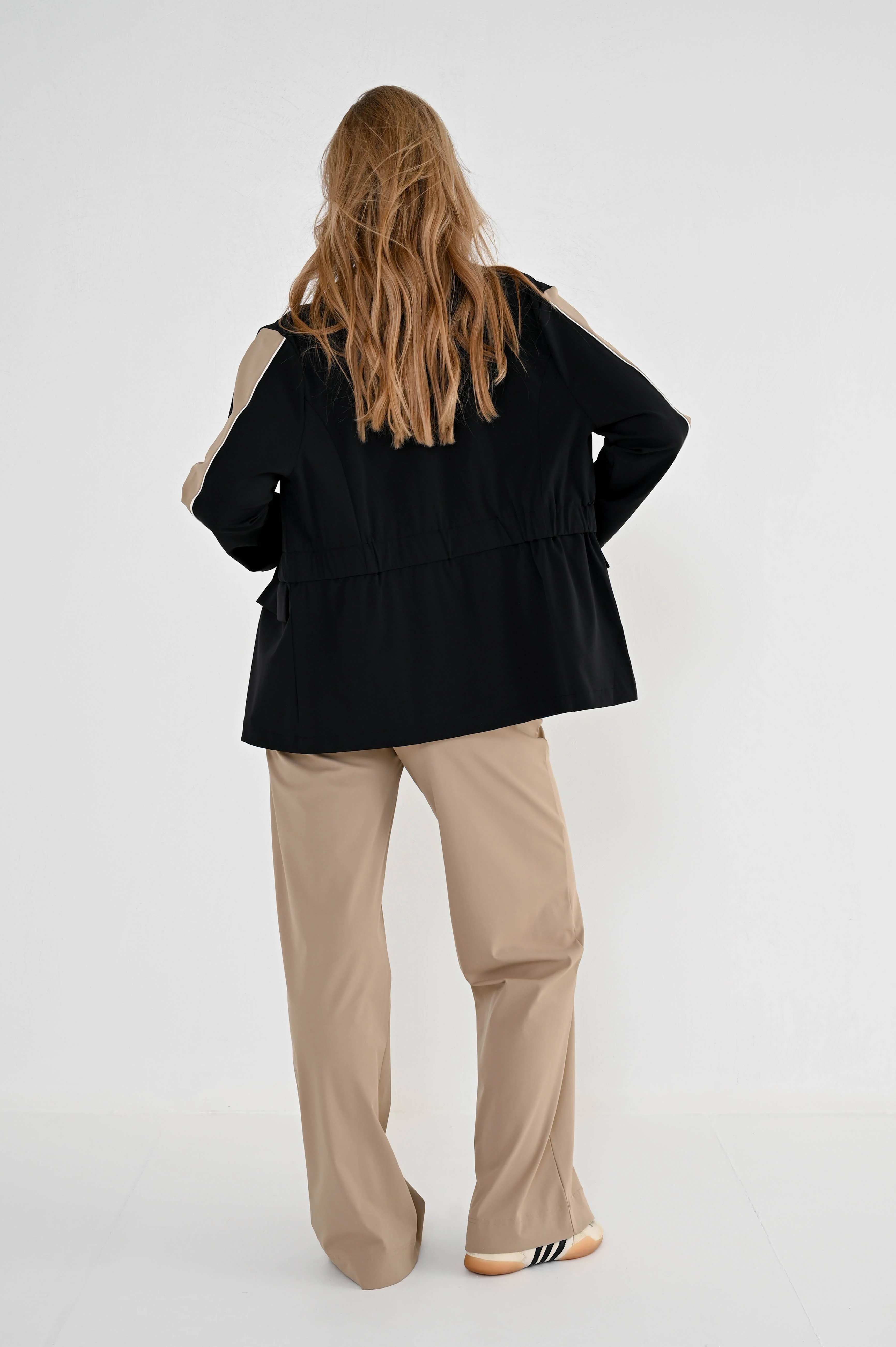Travel Jacket Zirus Black - Image 7