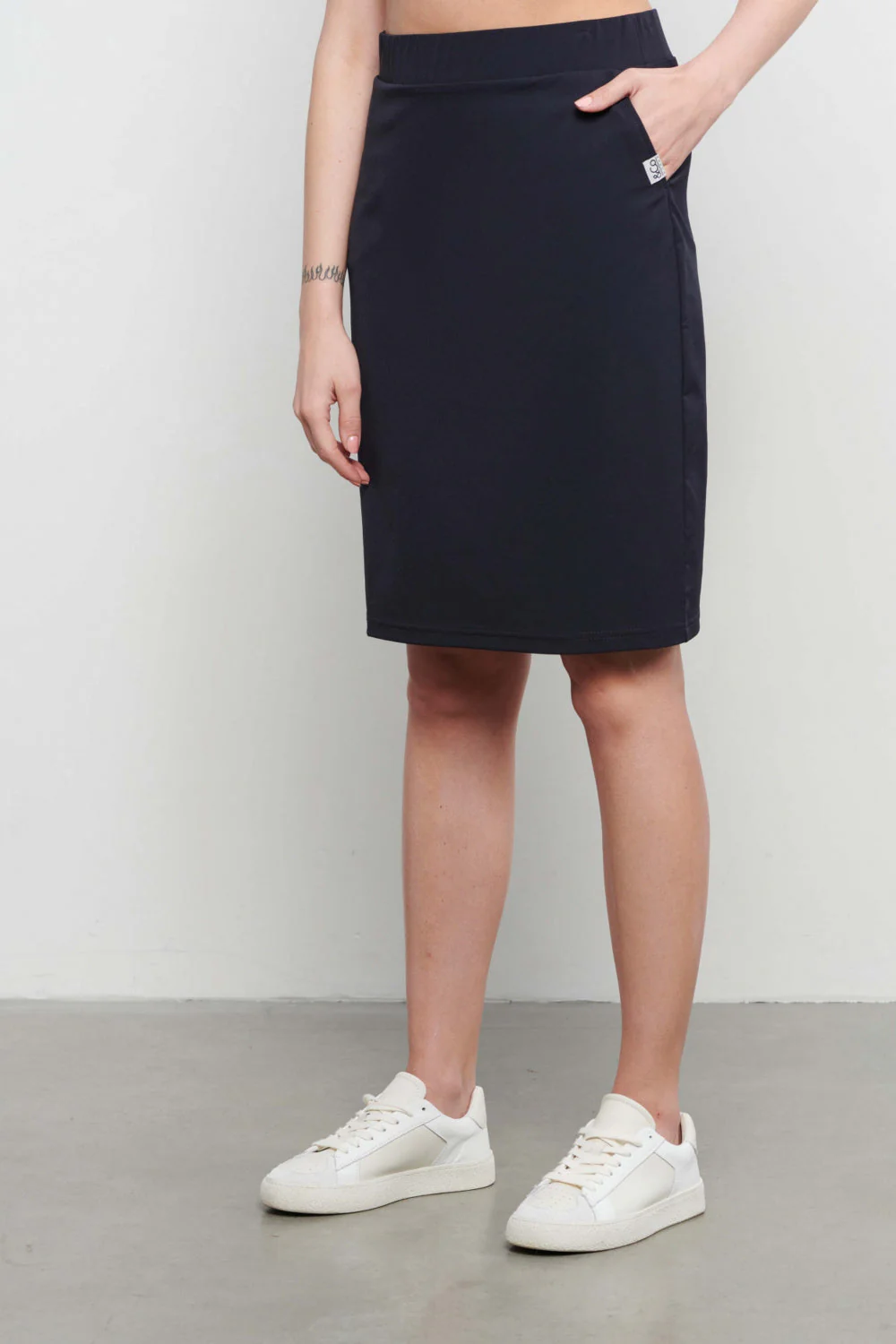 Travel Rok Pilar Navy - Image 3