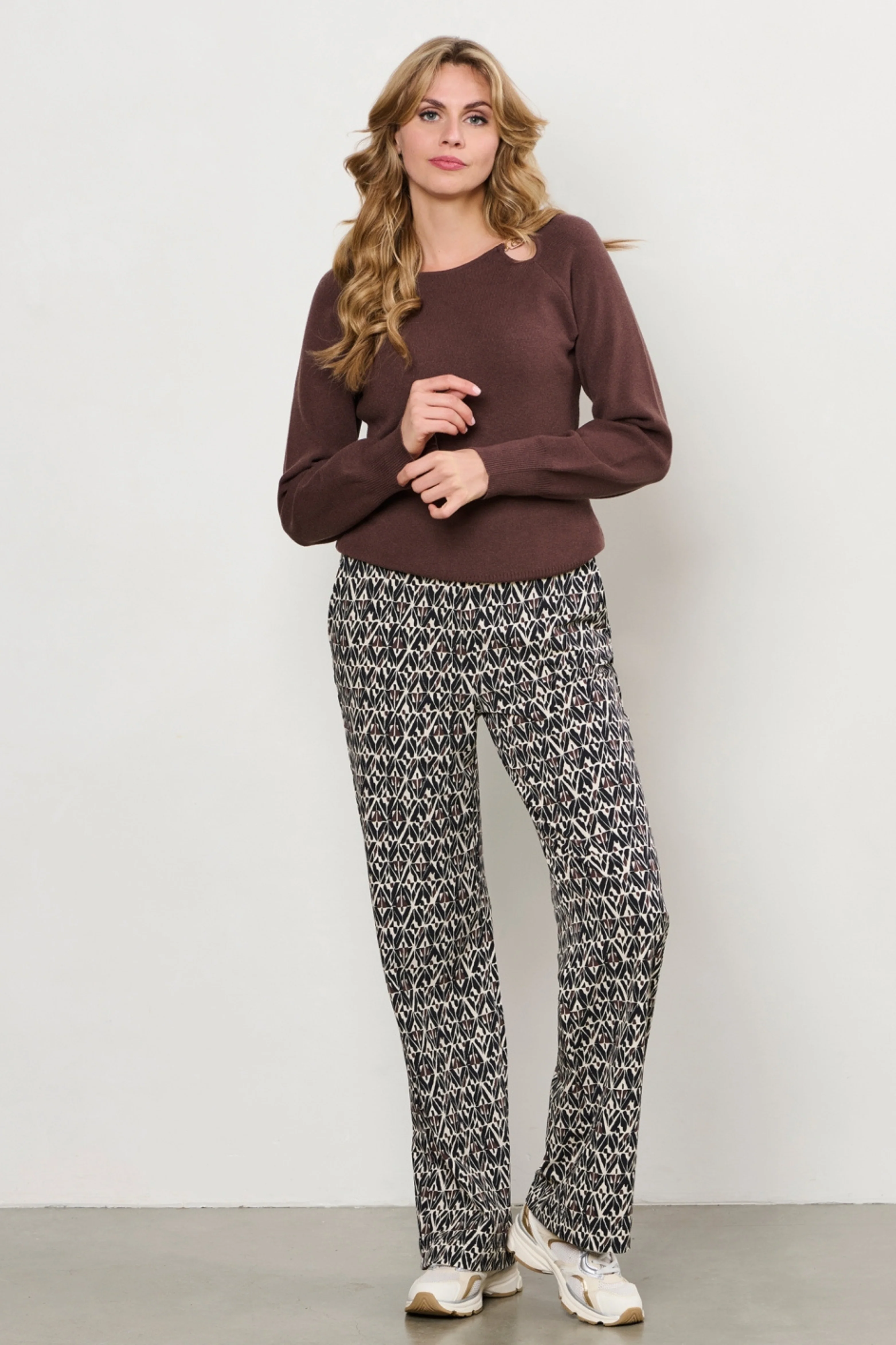 Trui Bowi Chocolate PU139 - Image 4