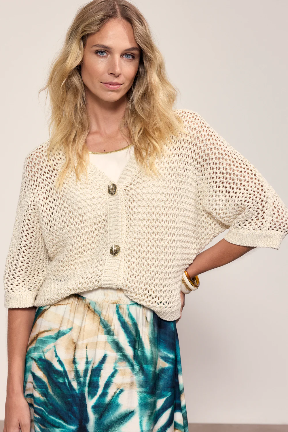 Vest V-Neck Crochet Stone C02-20-701 3